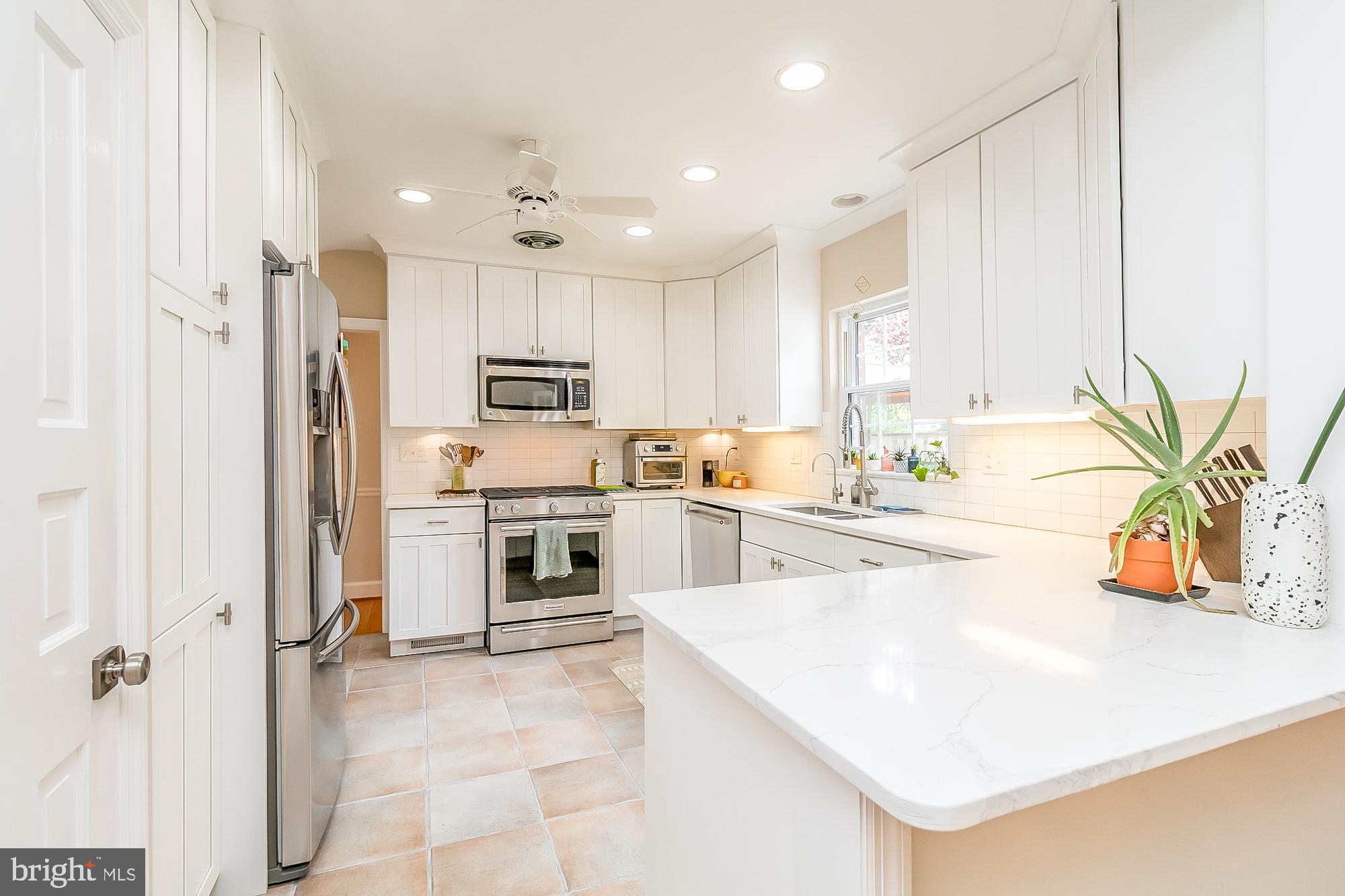 STONELEIGH - Residential