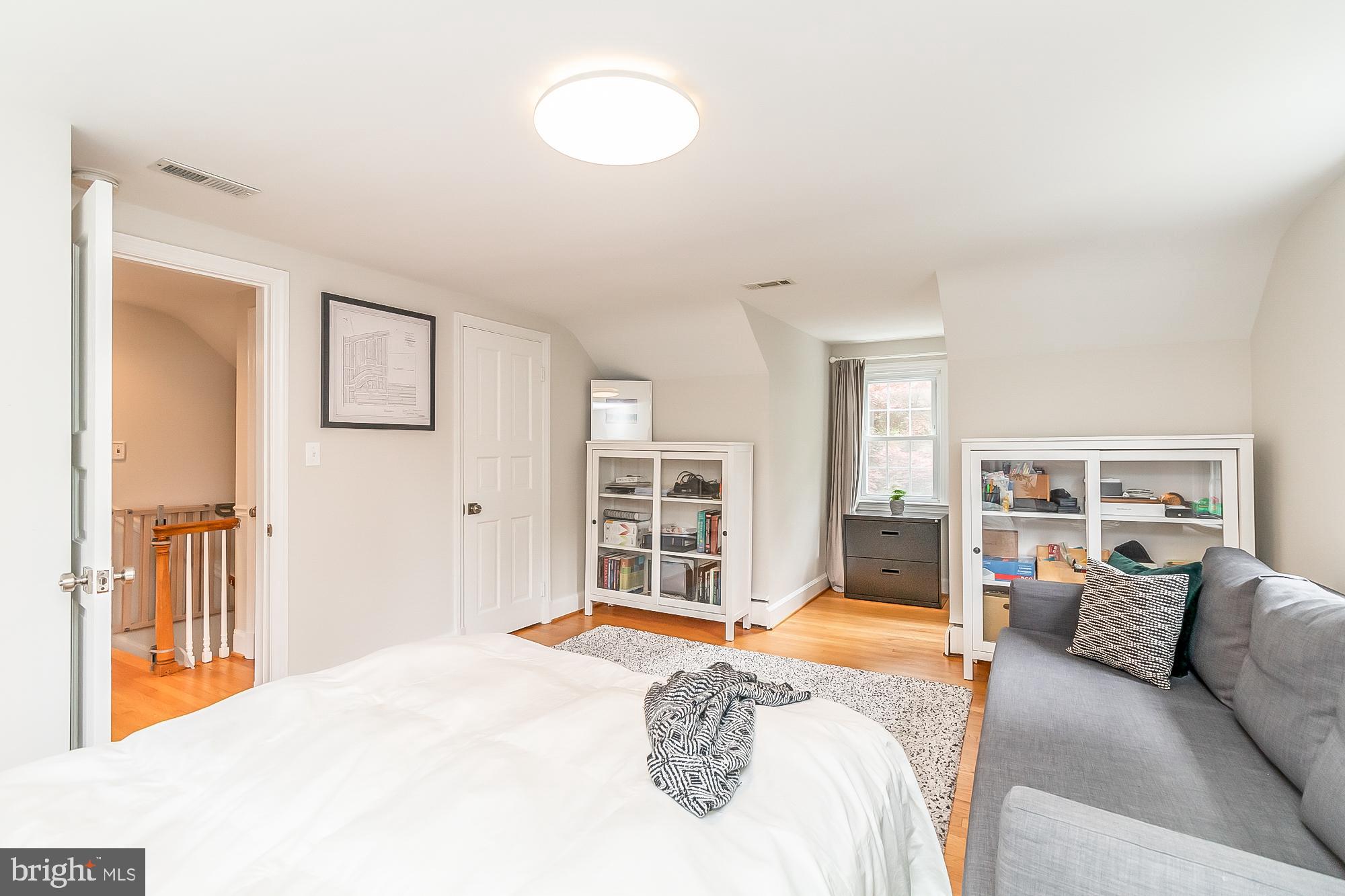 STONELEIGH - Residential