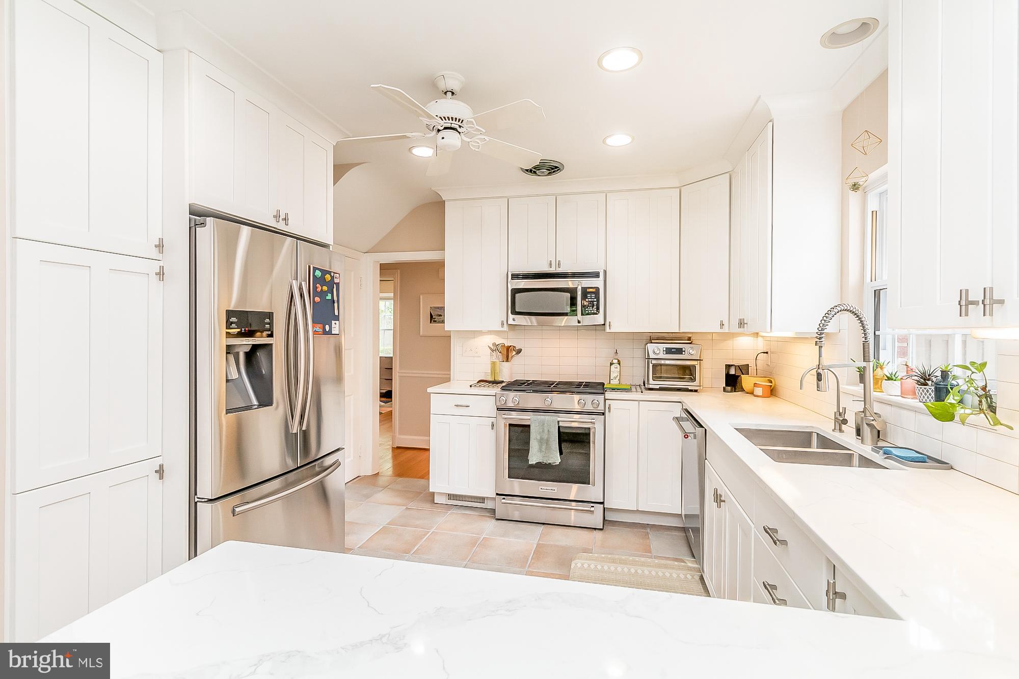 STONELEIGH - Residential