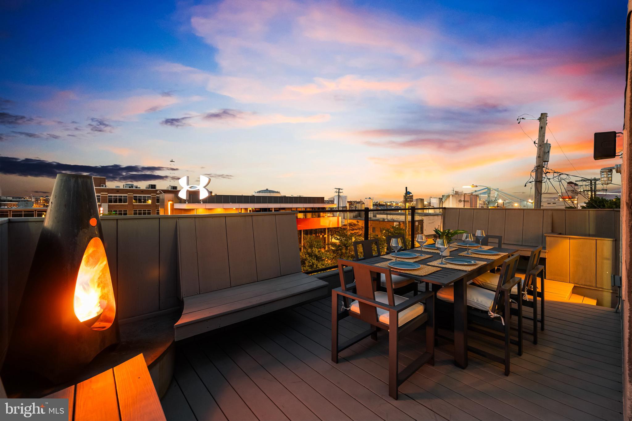 LOCUST POINT - Residential