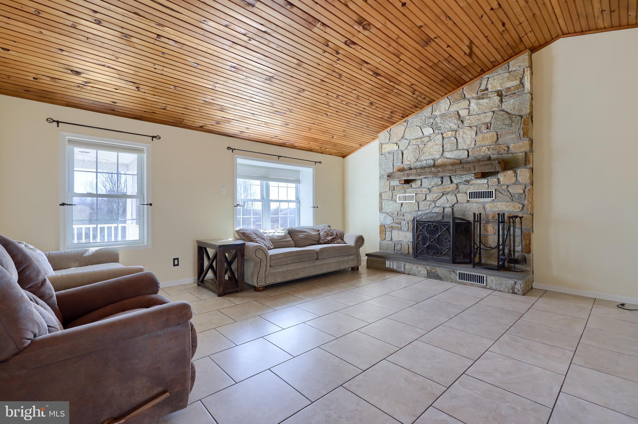 19355 ROSEWOOD DRIVE