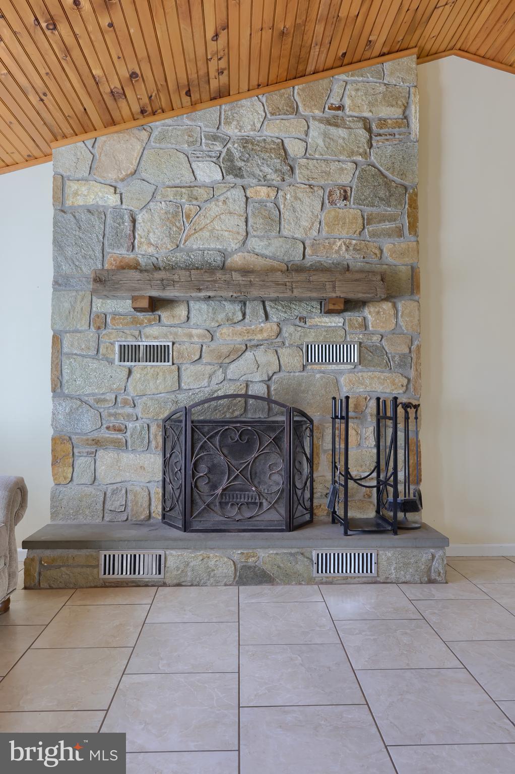 19355 ROSEWOOD DRIVE