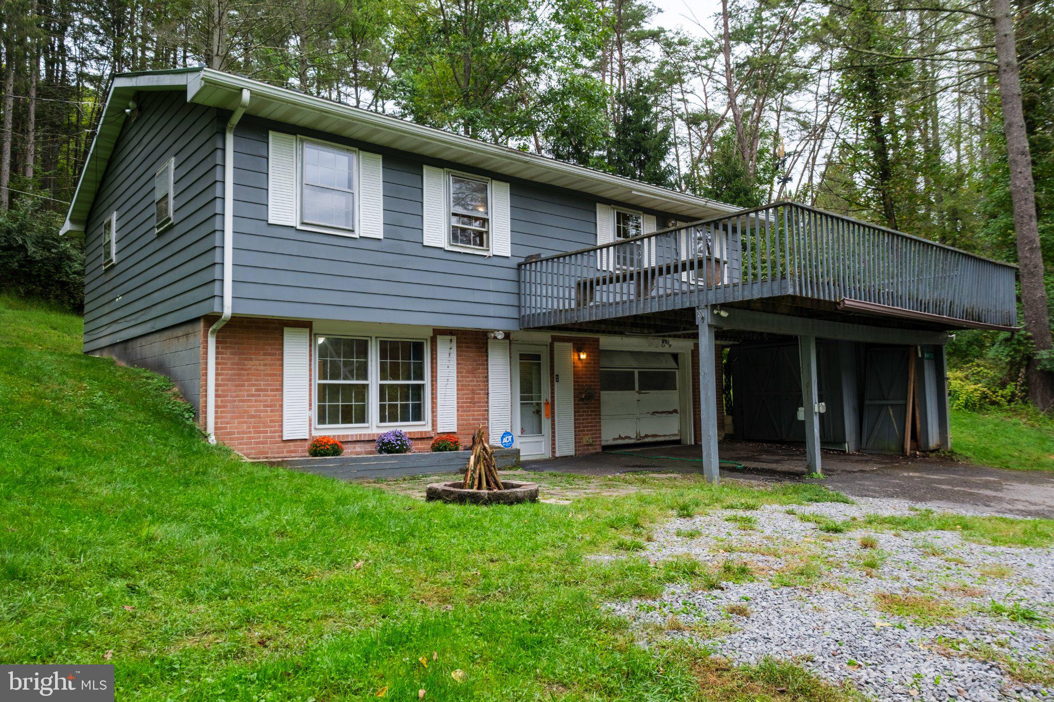8475 RIDGEVIEW ROAD