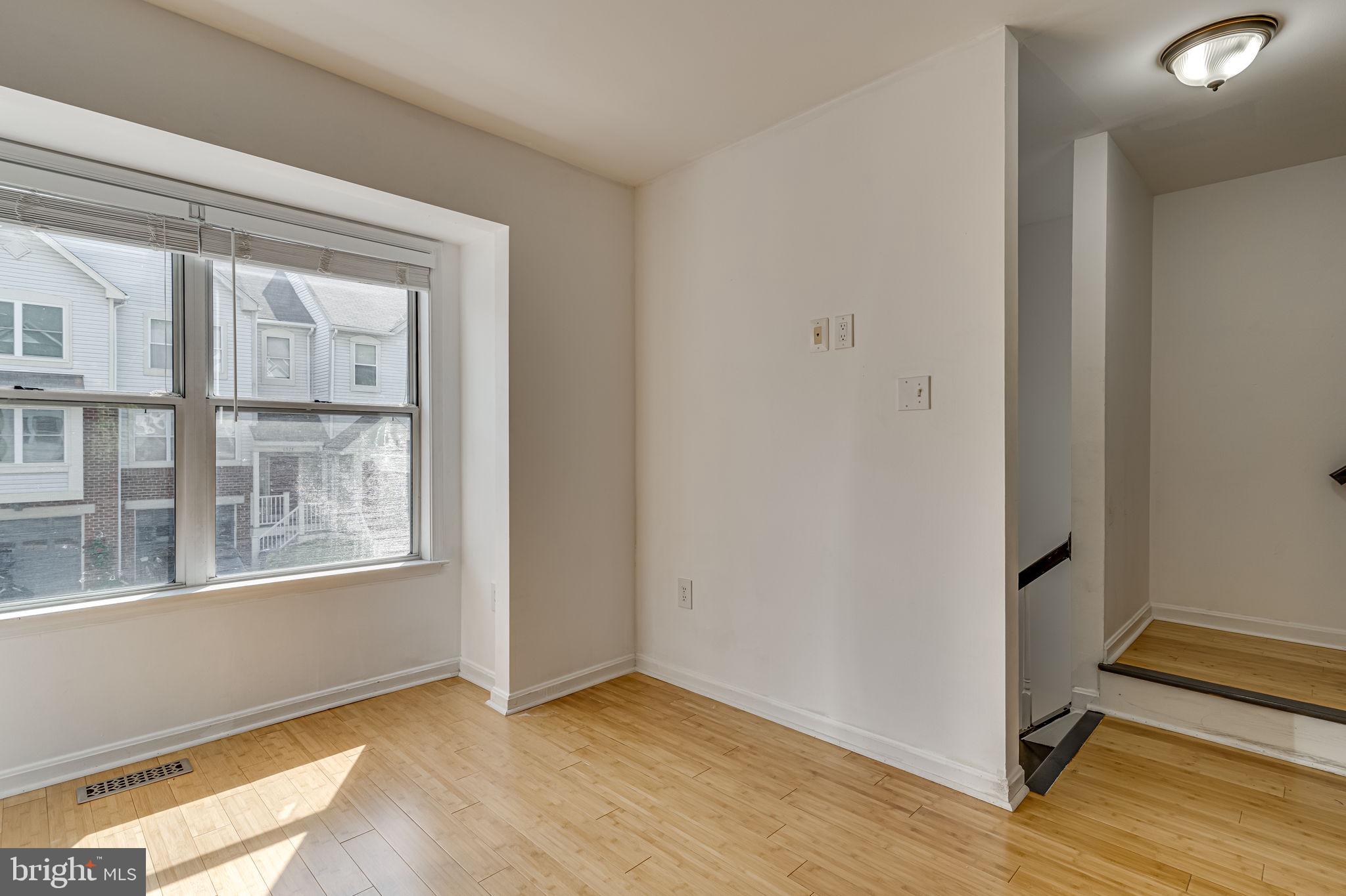 SPRINGFIELD - Residential Lease