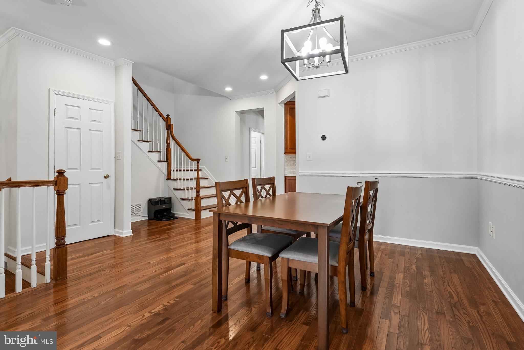 19 JACKSON AVENUE