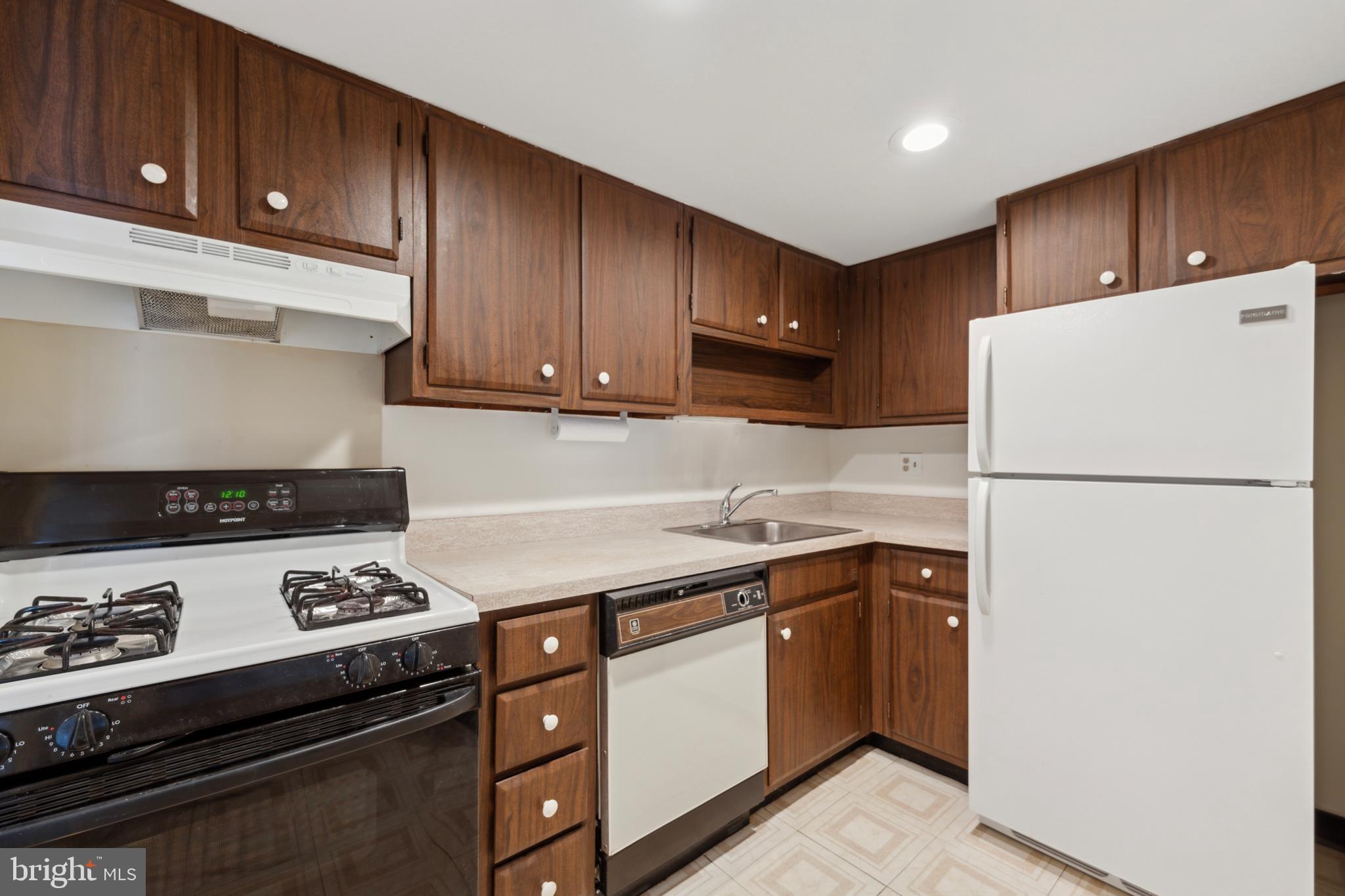 198 OLD FORGE CROSSING