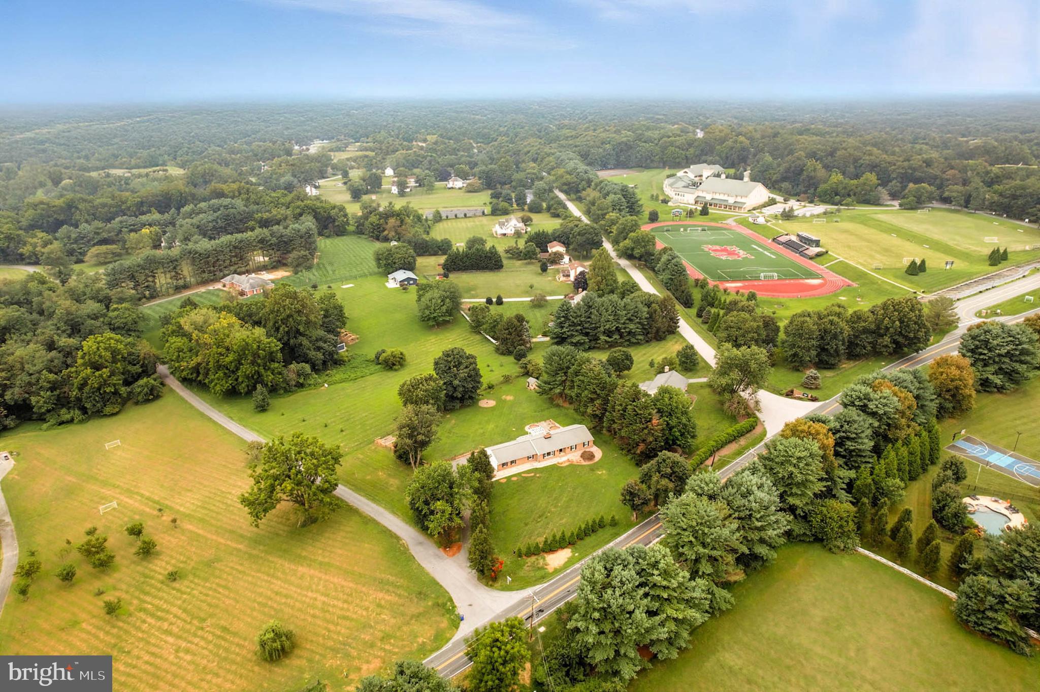 HERITAGE HILL - Residential