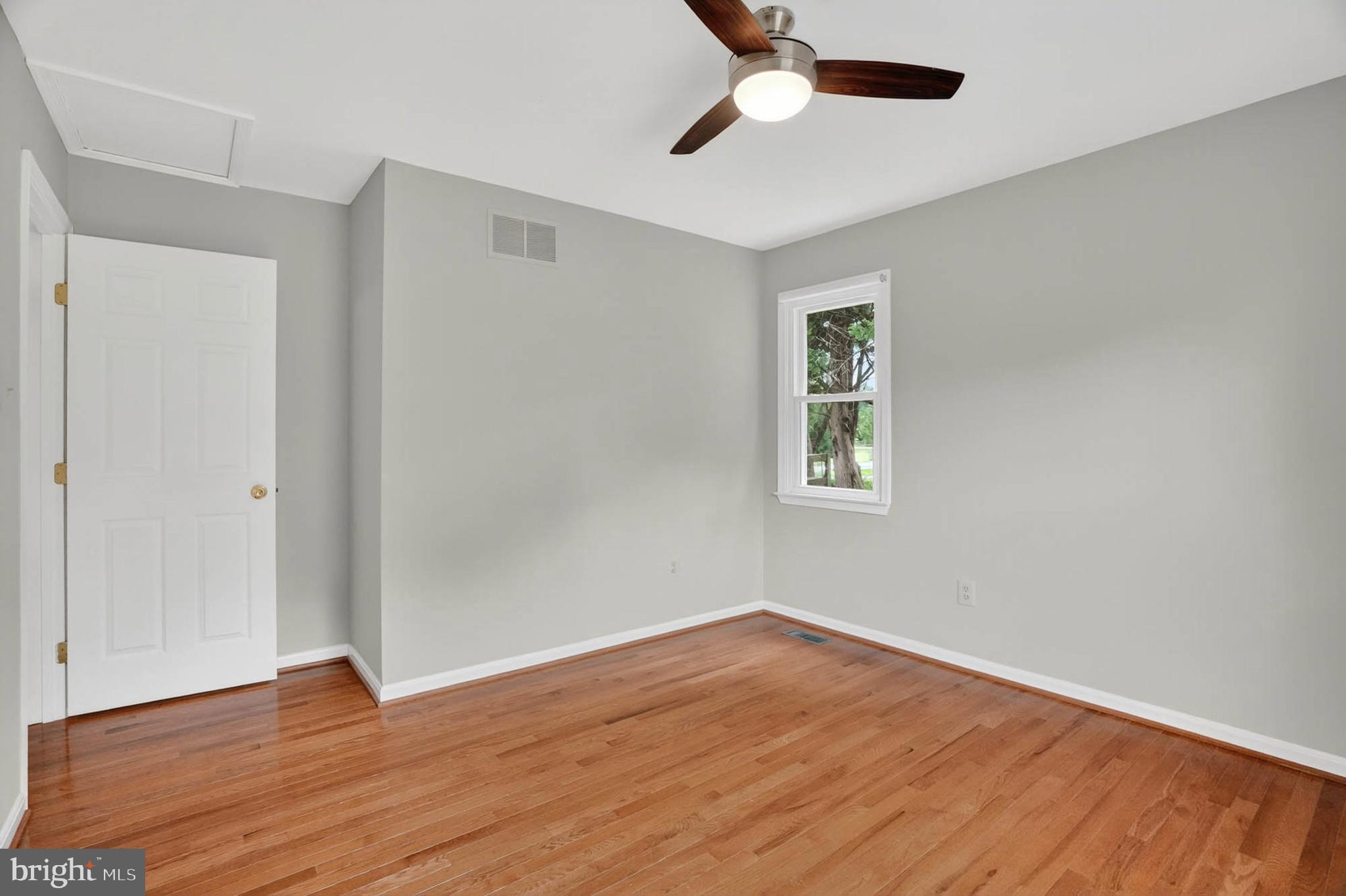 HERITAGE HILL - Residential