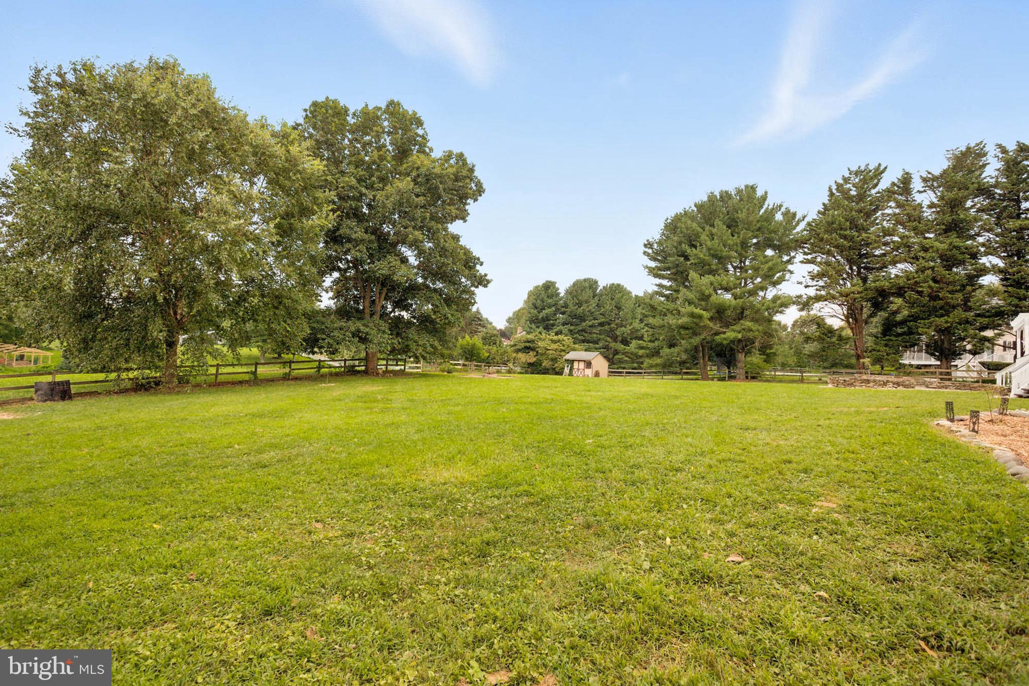 HERITAGE HILL - Residential