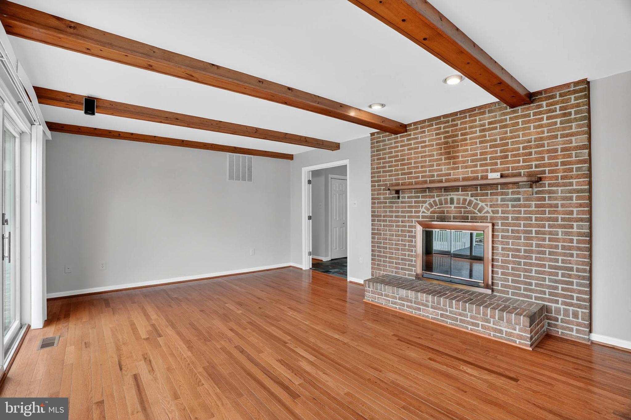 HERITAGE HILL - Residential