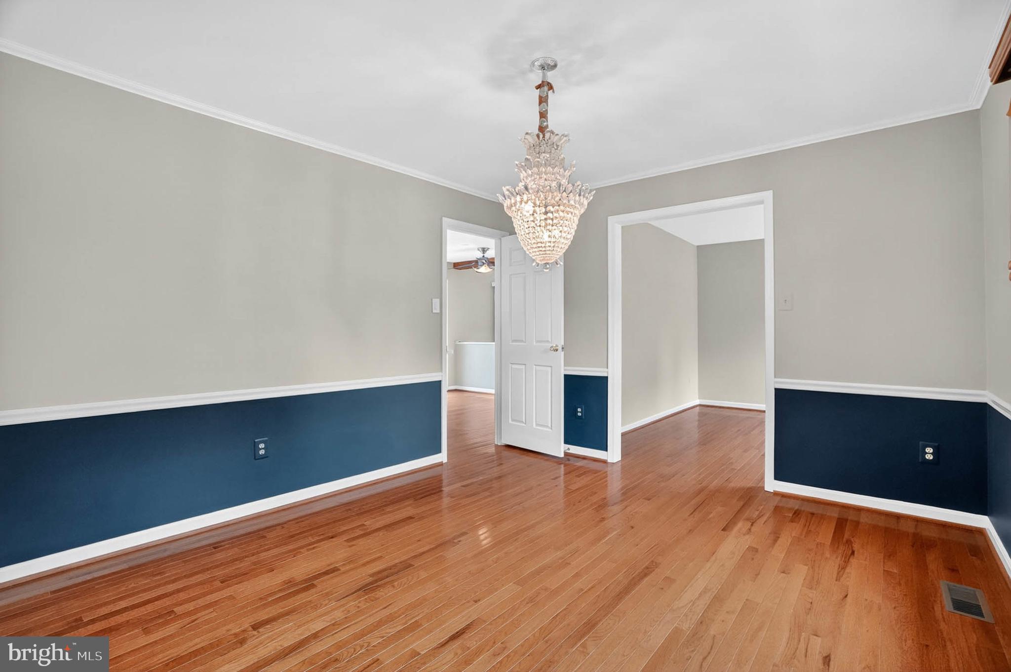 HERITAGE HILL - Residential