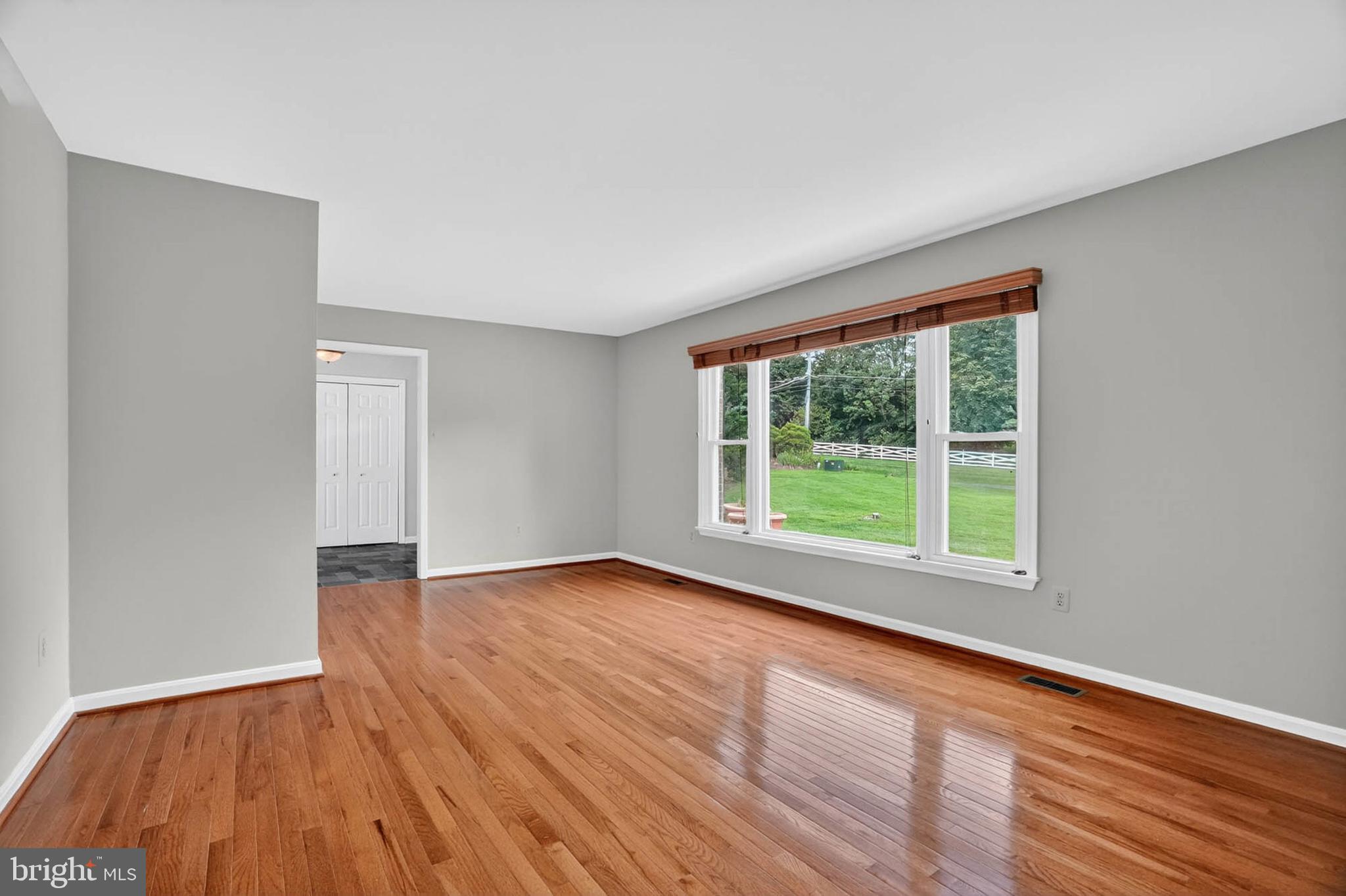 HERITAGE HILL - Residential