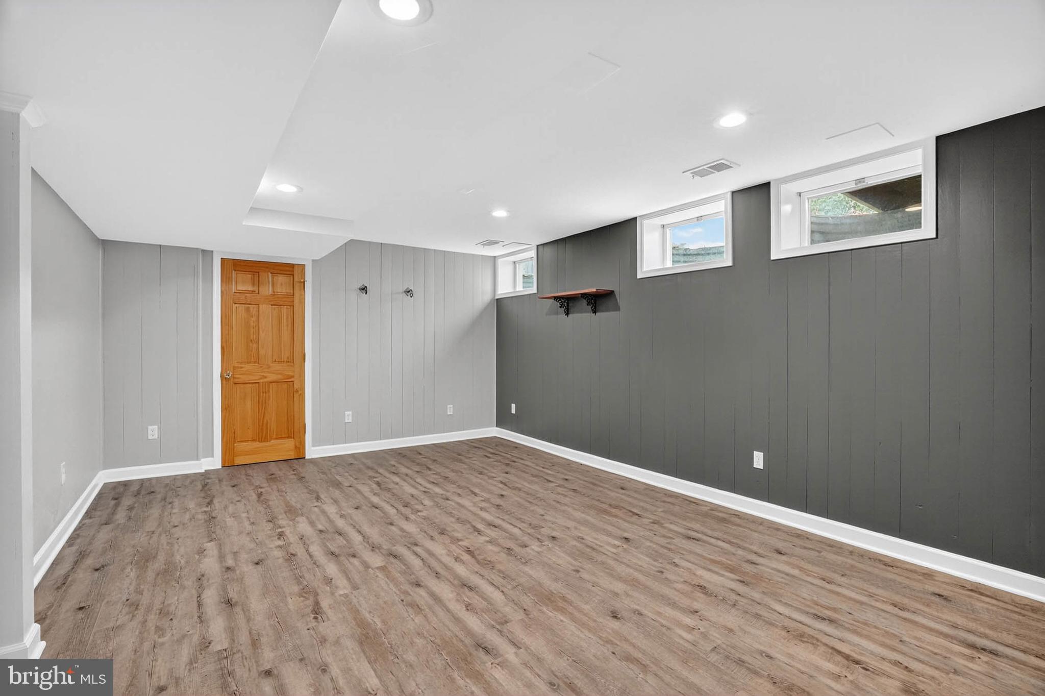 HERITAGE HILL - Residential