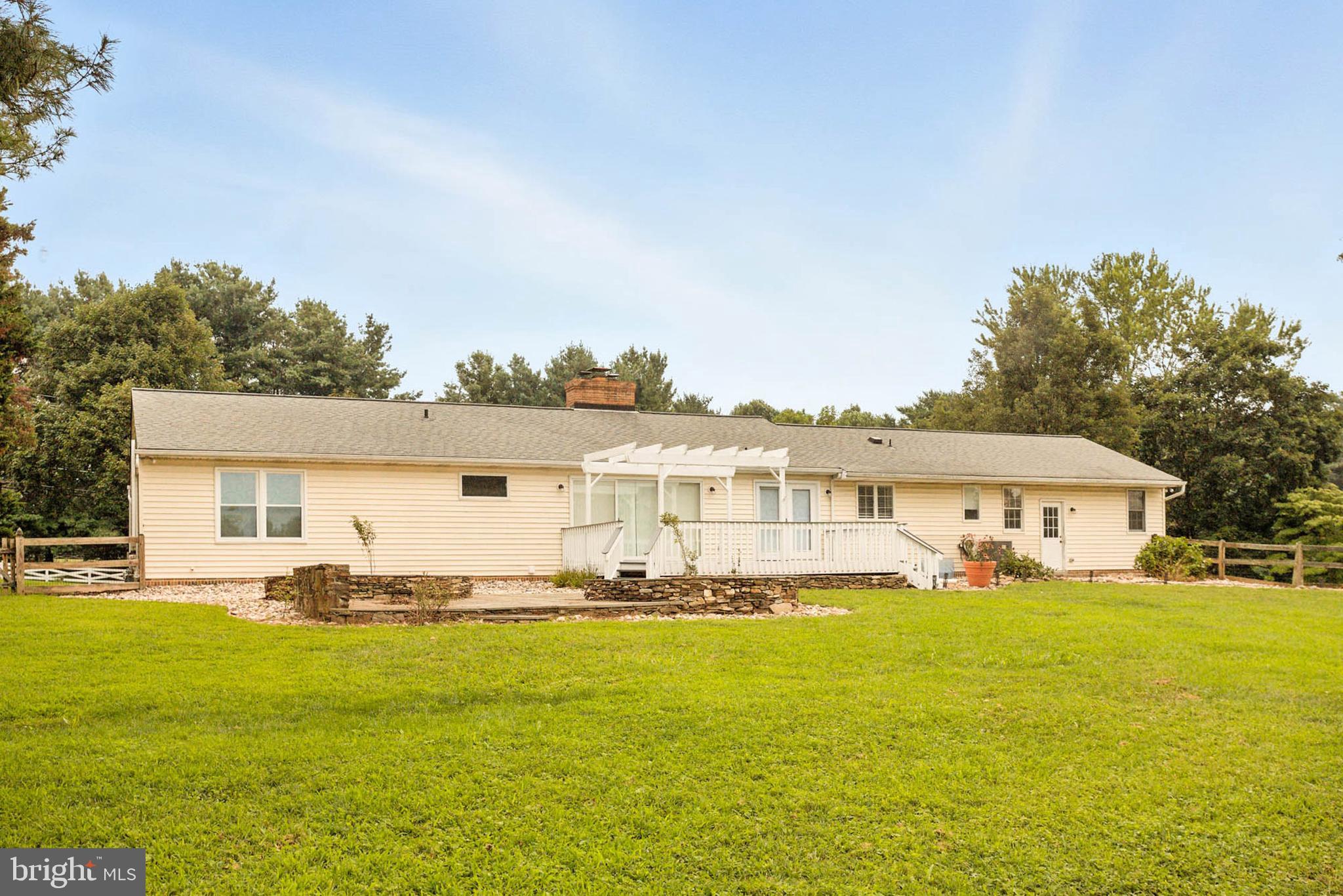 HERITAGE HILL - Residential