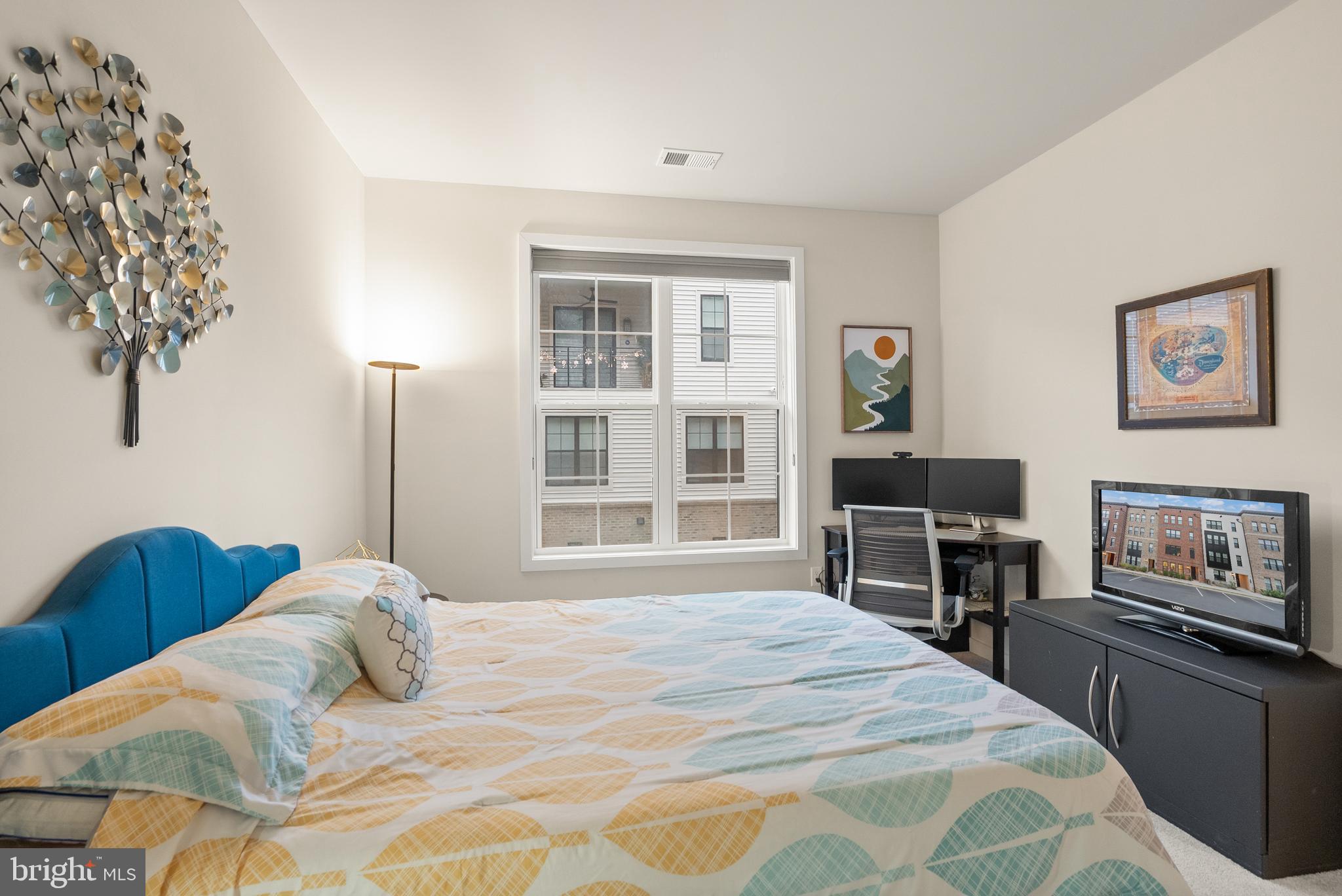 UNION PARK AT MCLEAN - Residential