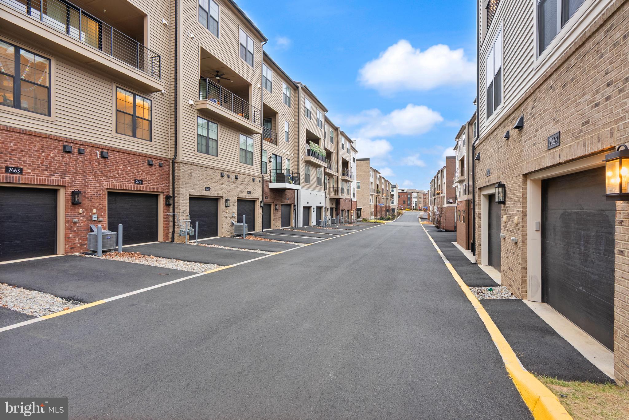 UNION PARK AT MCLEAN - Residential