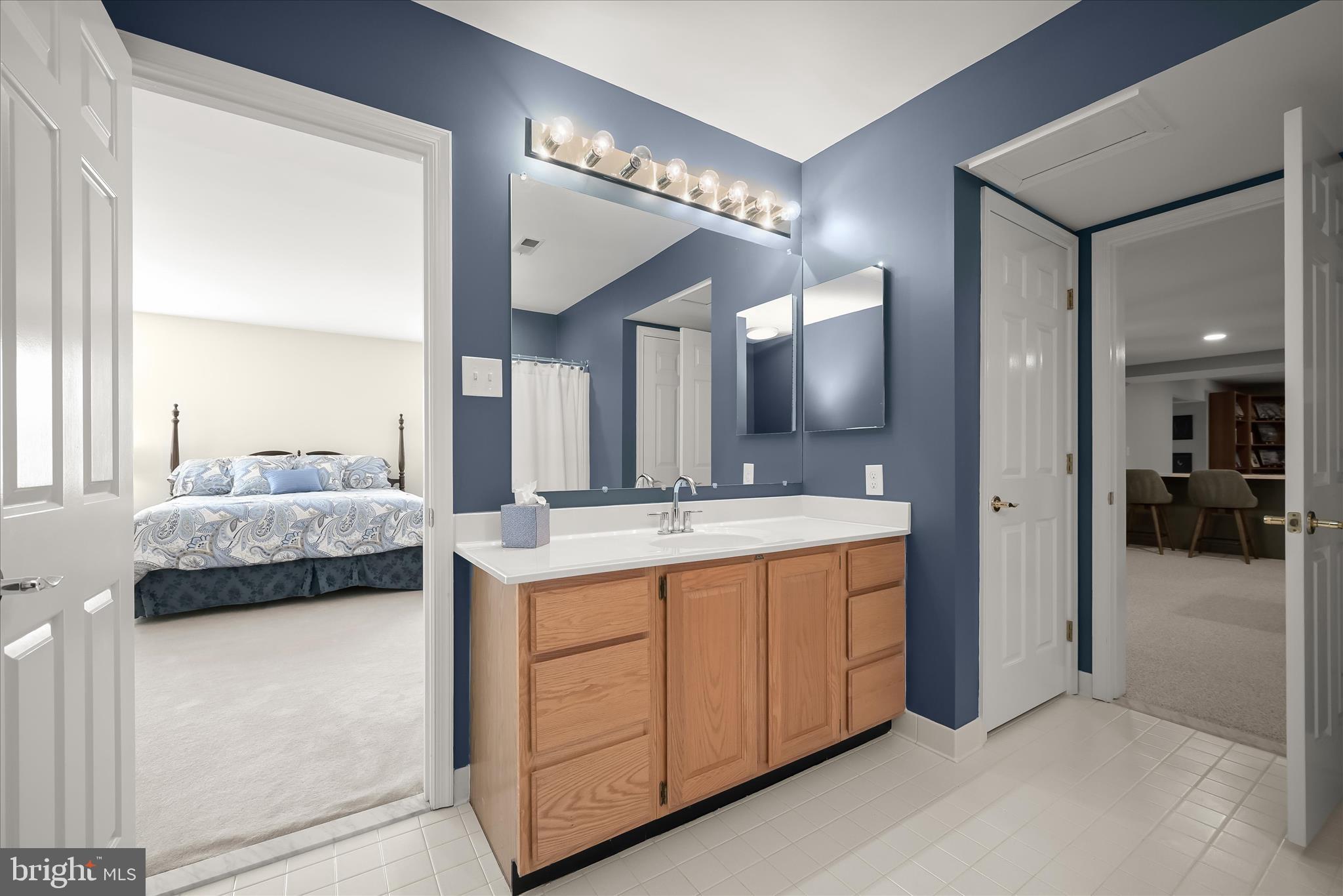 VILLAGE OF HICKORY RIDGE - Residential