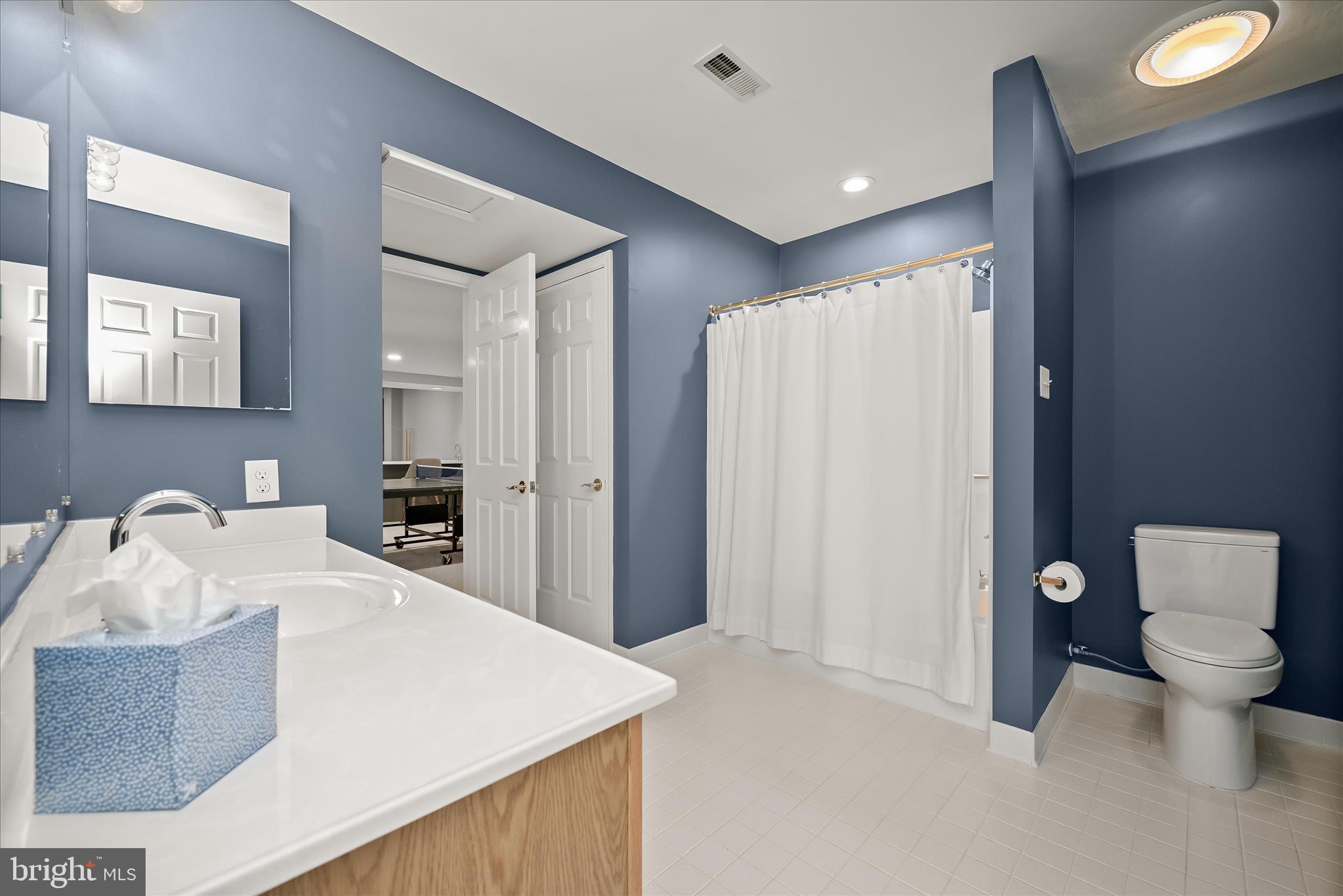 VILLAGE OF HICKORY RIDGE - Residential