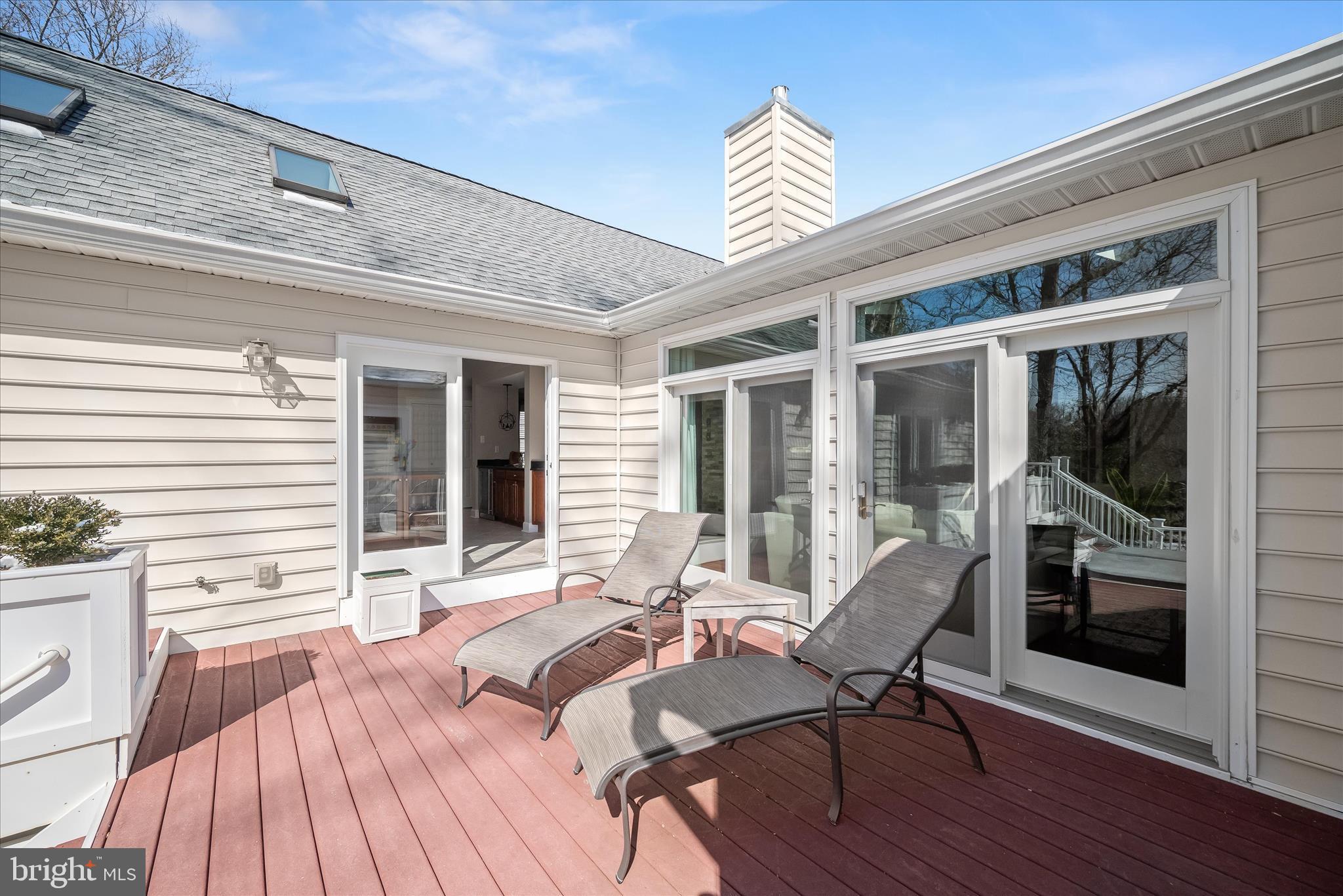 VILLAGE OF HICKORY RIDGE - Residential