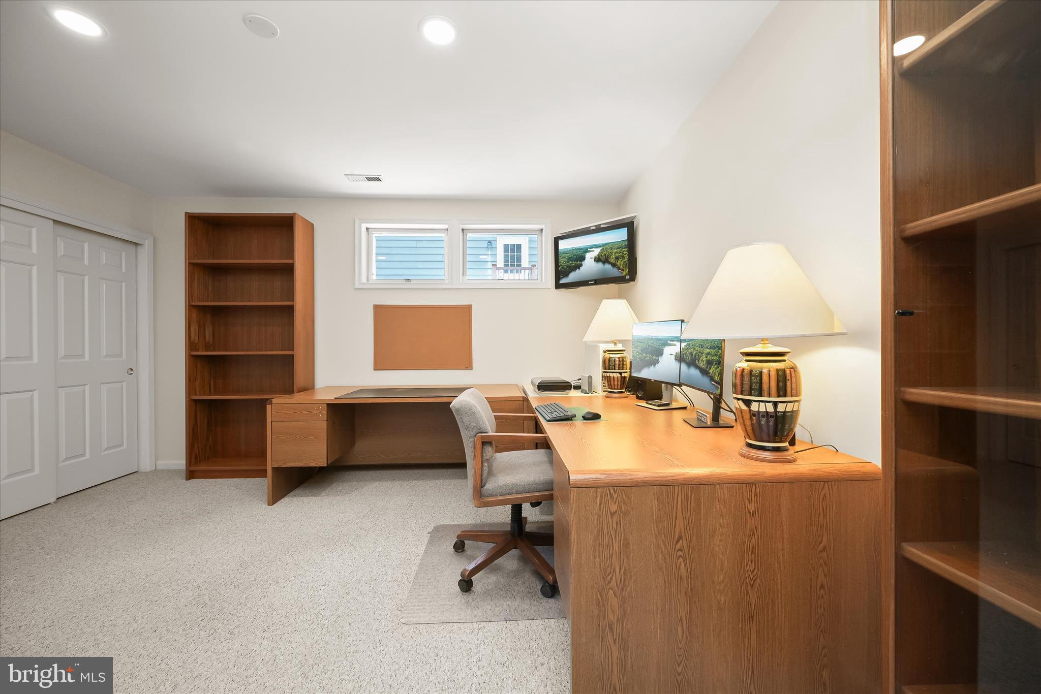 VILLAGE OF HICKORY RIDGE - Residential