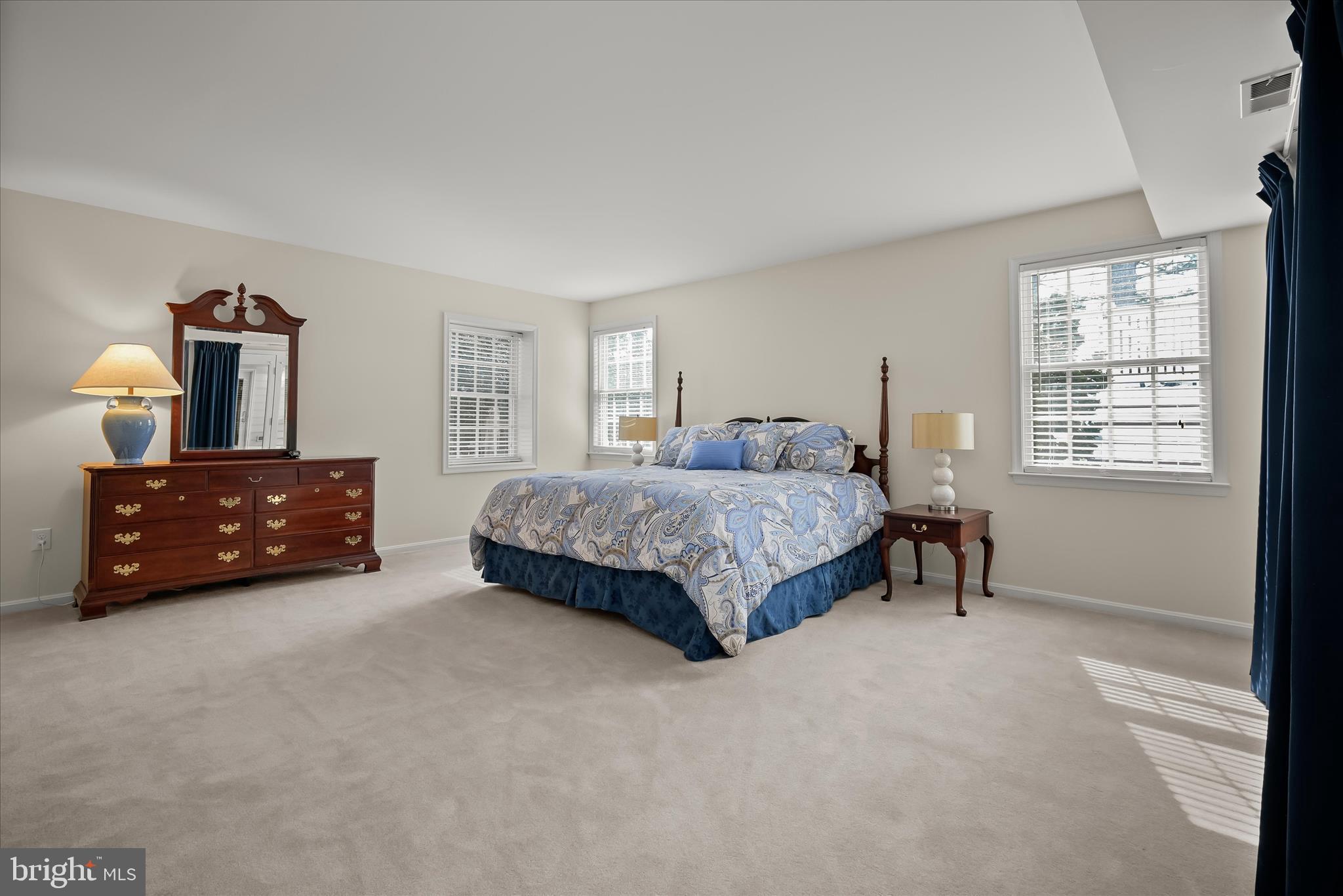 VILLAGE OF HICKORY RIDGE - Residential