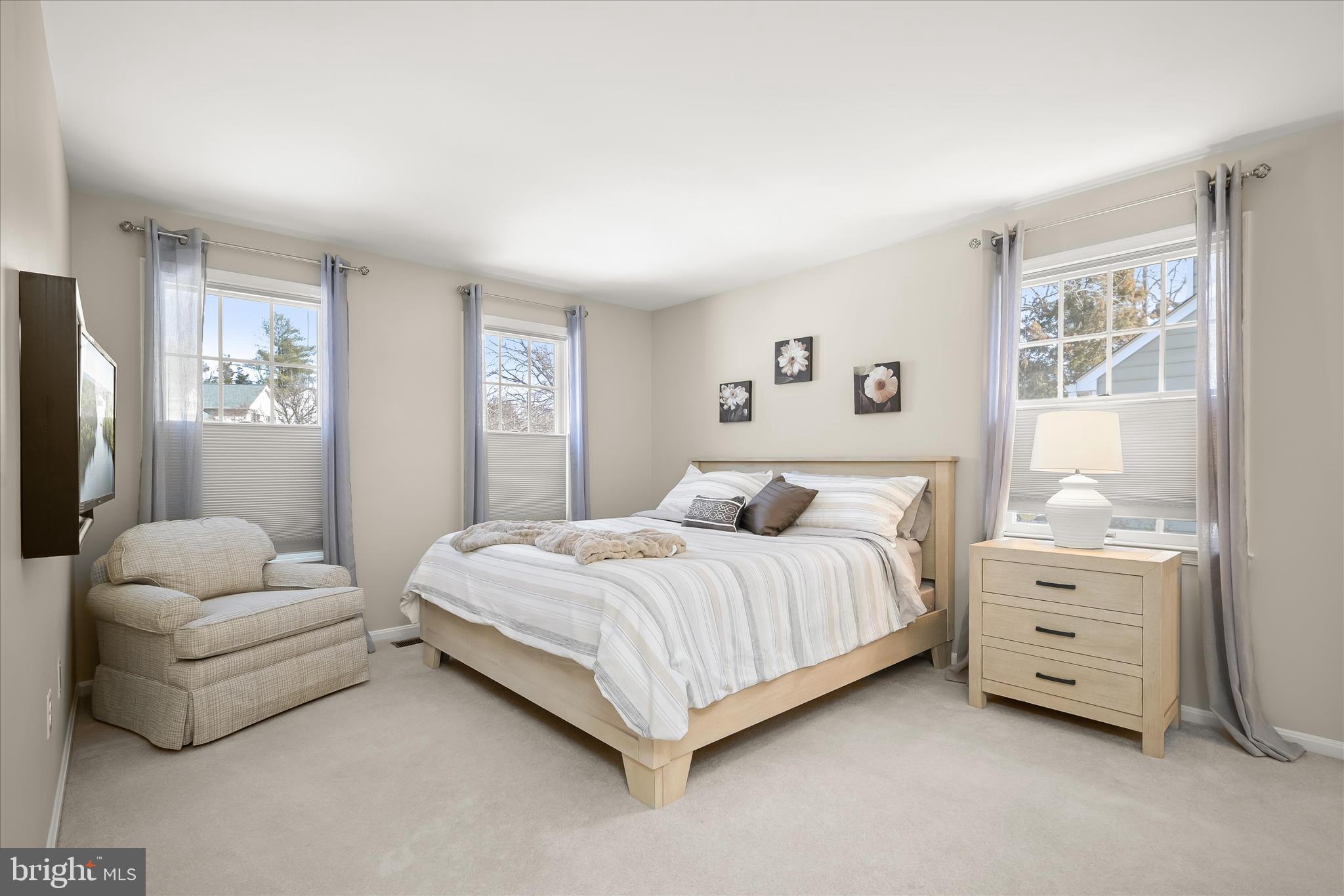 VILLAGE OF HICKORY RIDGE - Residential