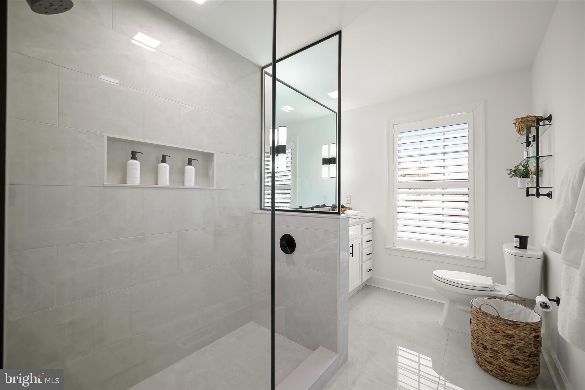 VILLAGE OF HICKORY RIDGE - Residential