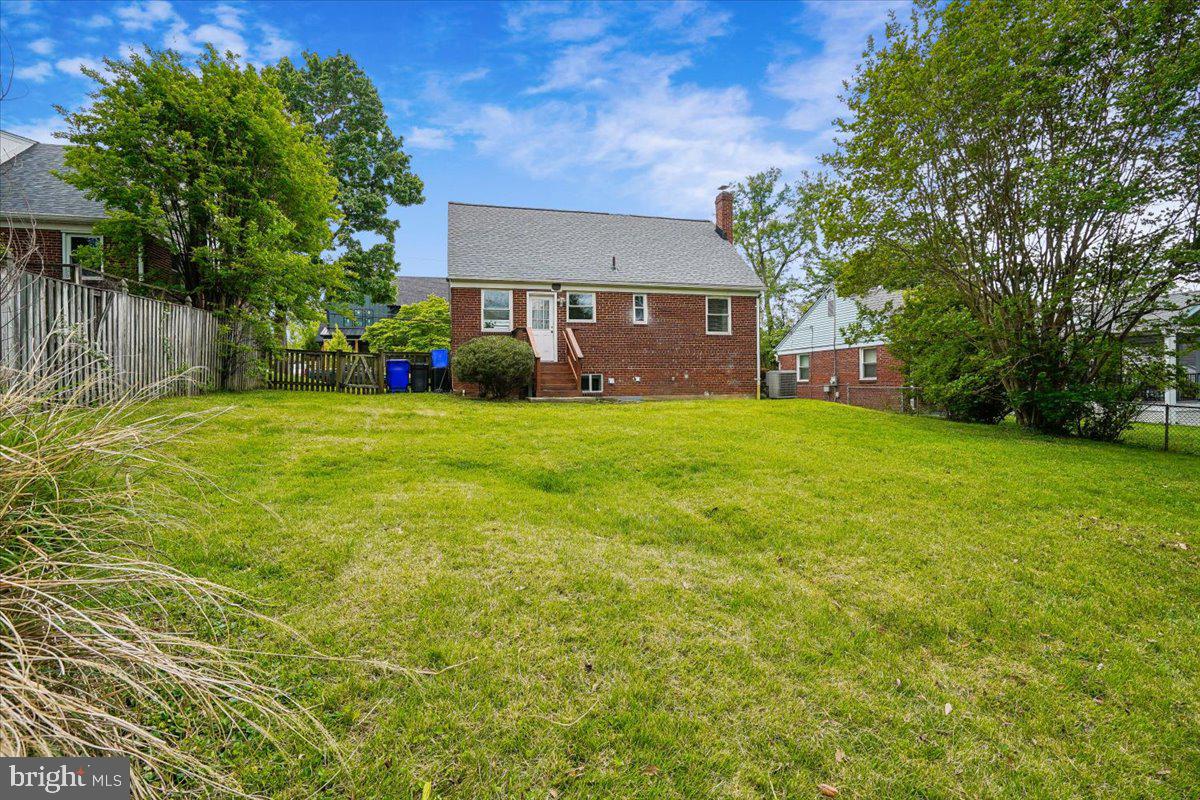 GARRETT PARK ESTATES - Residential