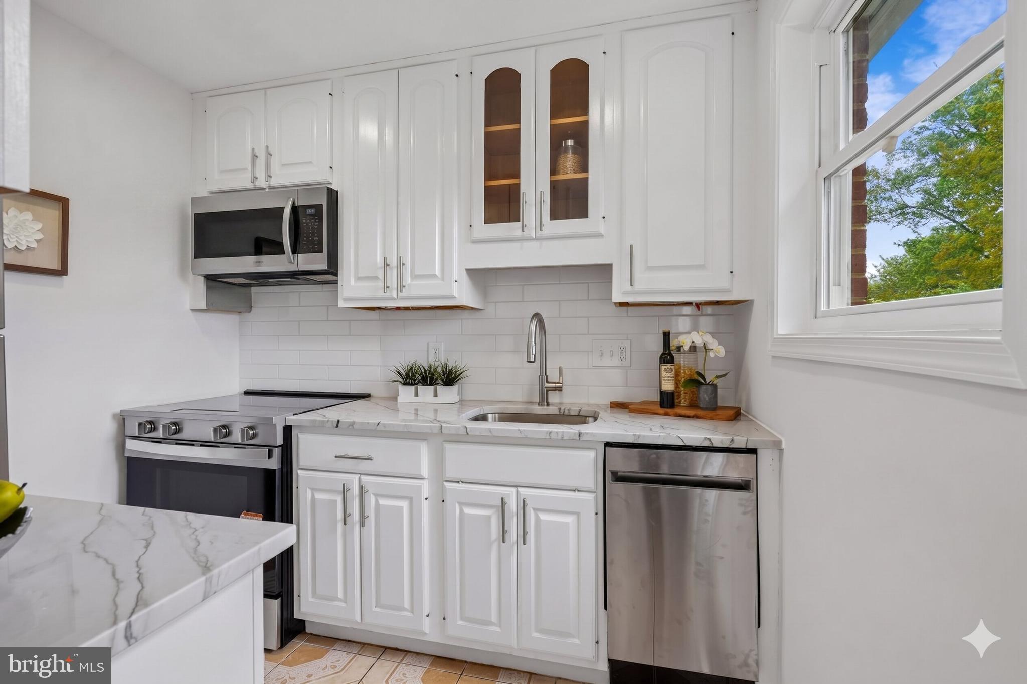 GARRETT PARK ESTATES - Residential