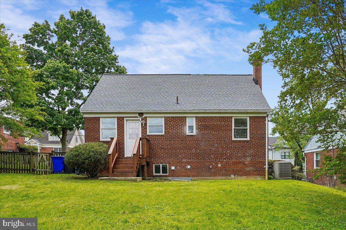 GARRETT PARK ESTATES - Residential