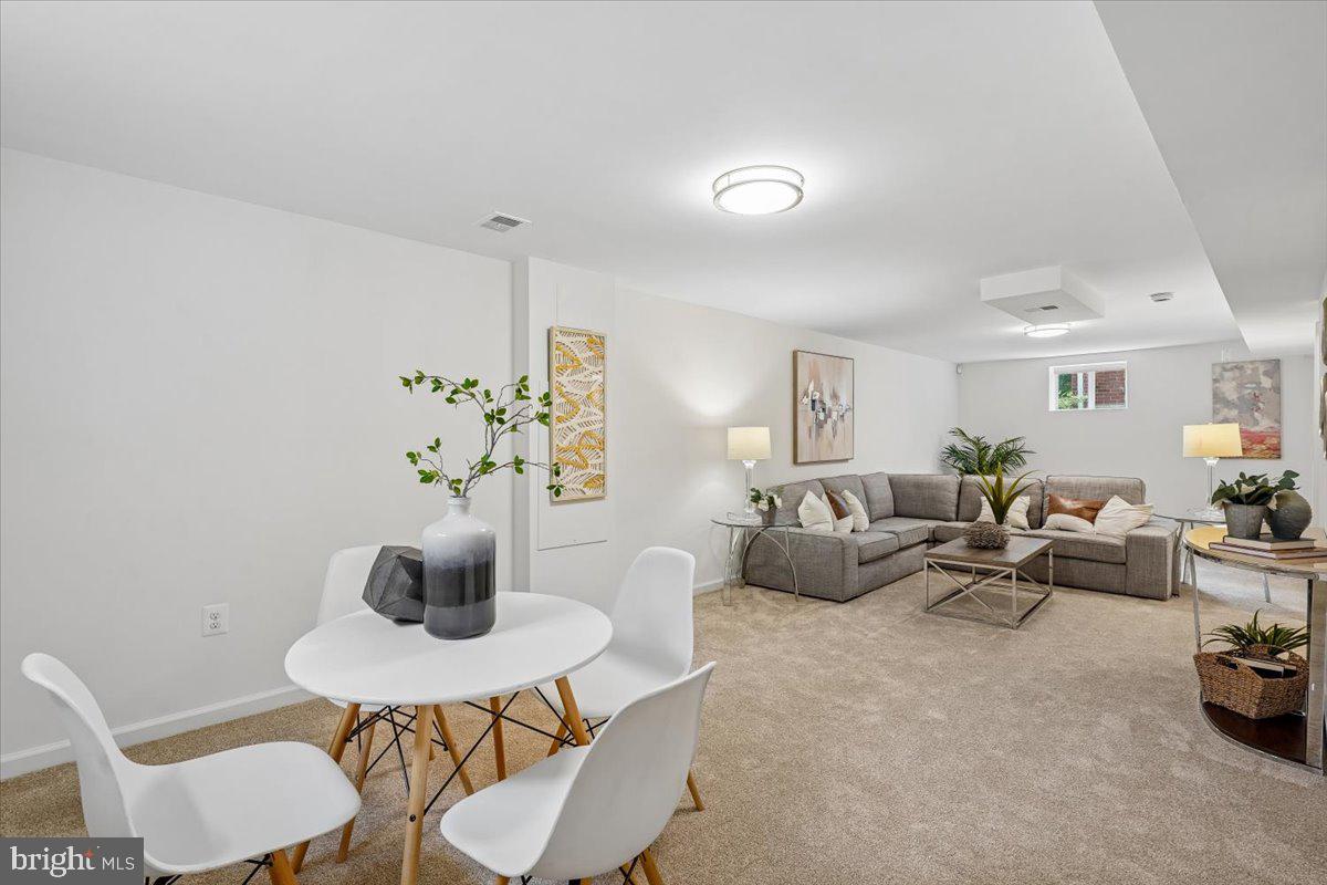 GARRETT PARK ESTATES - Residential