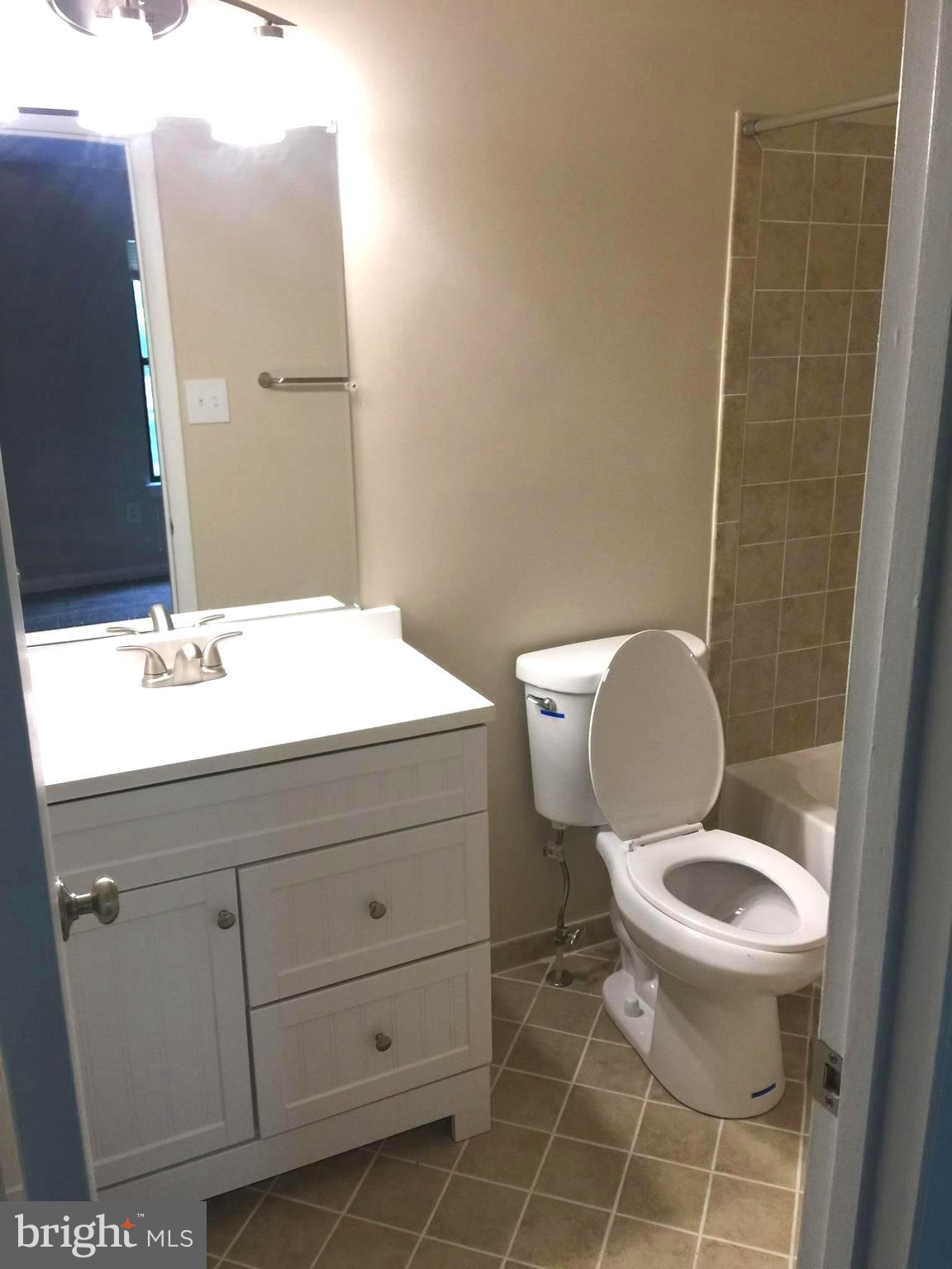 GROSVENOR MEWS - Residential Lease