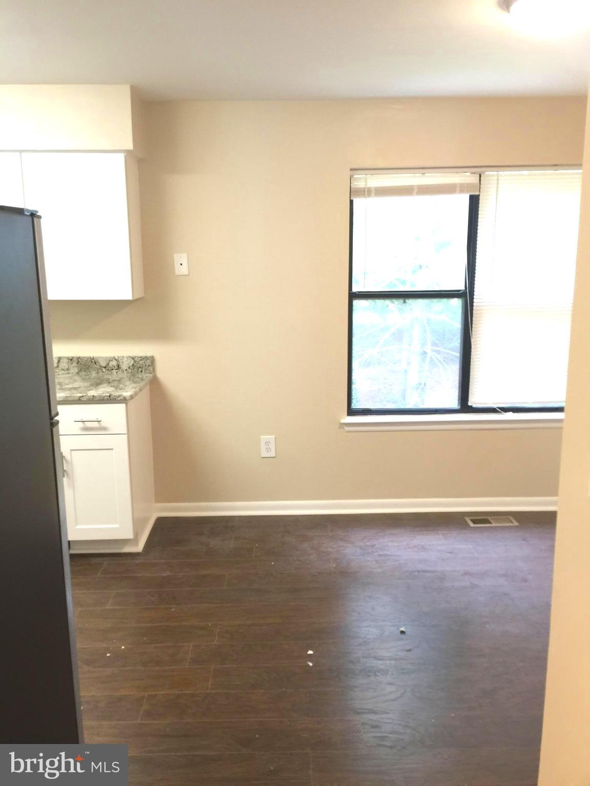 GROSVENOR MEWS - Residential Lease