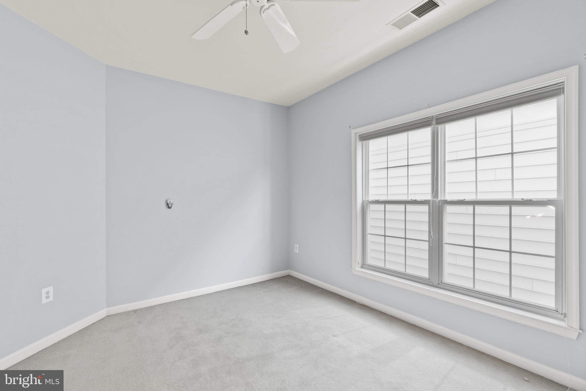 VILLAGE AT LORTON VALLEY - Residential Lease