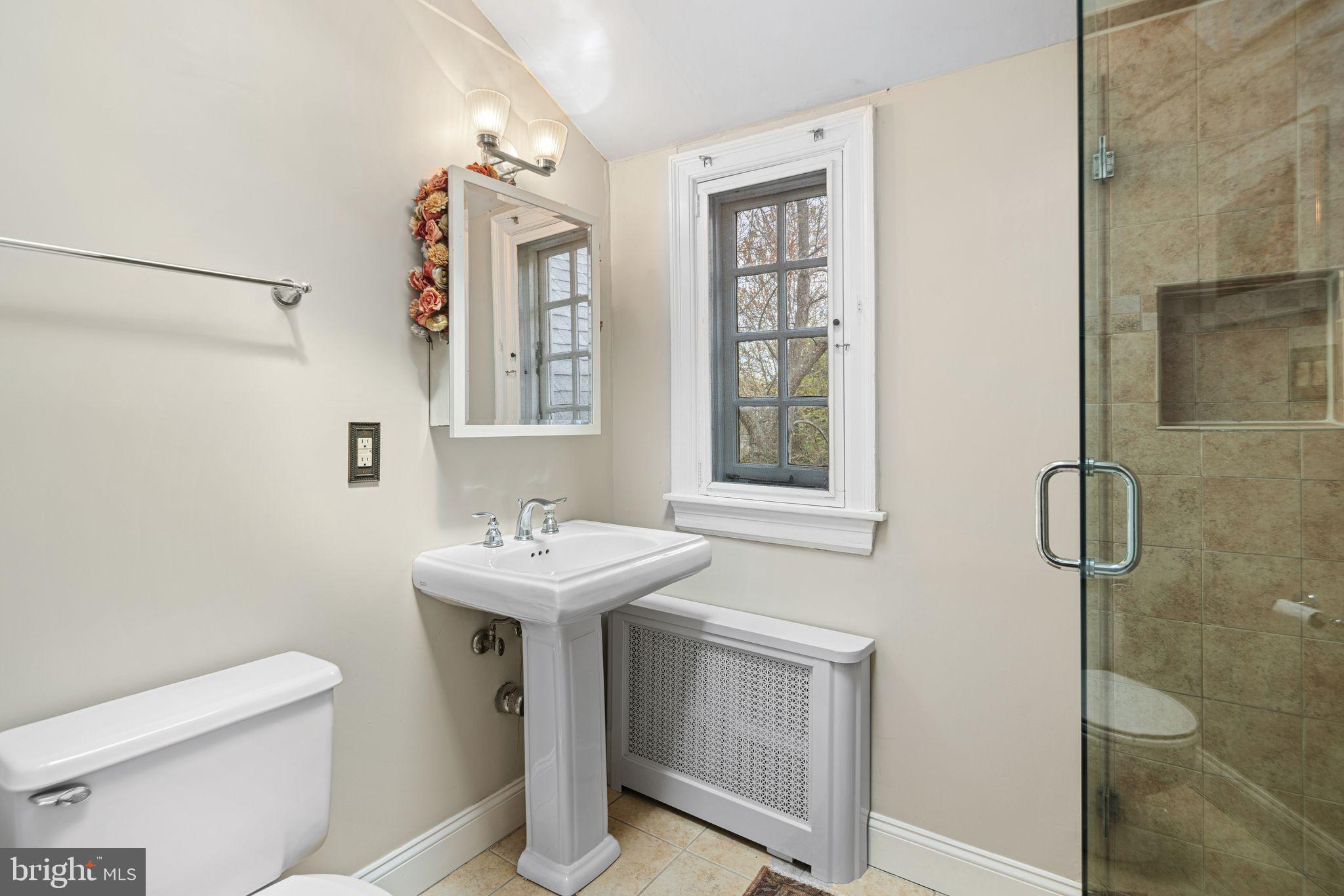 BRYN MAWR - Residential