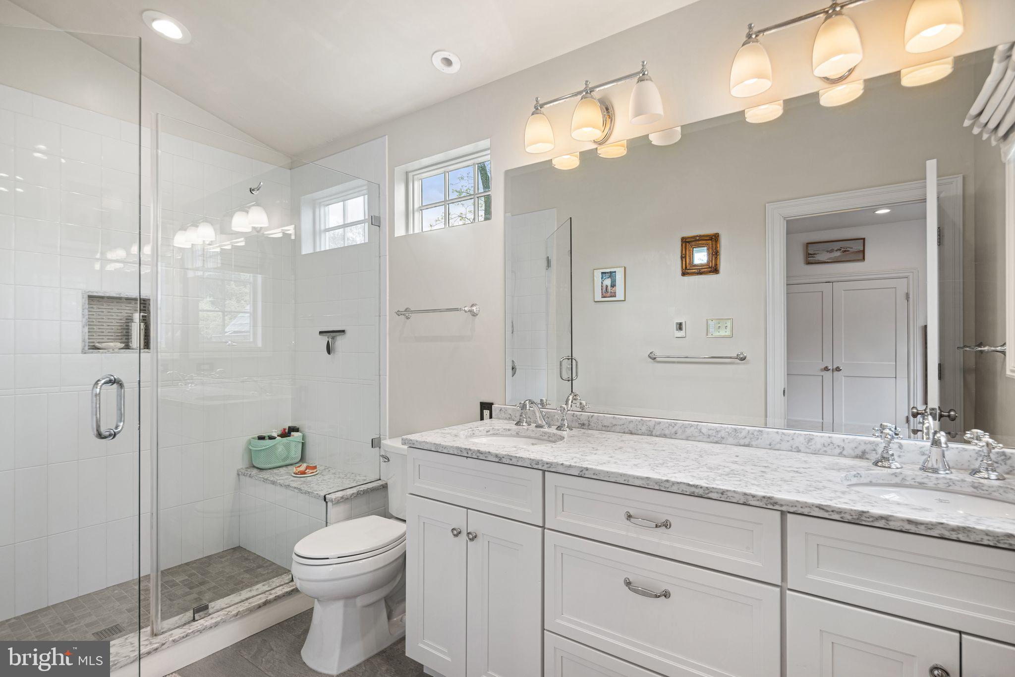 BRYN MAWR - Residential