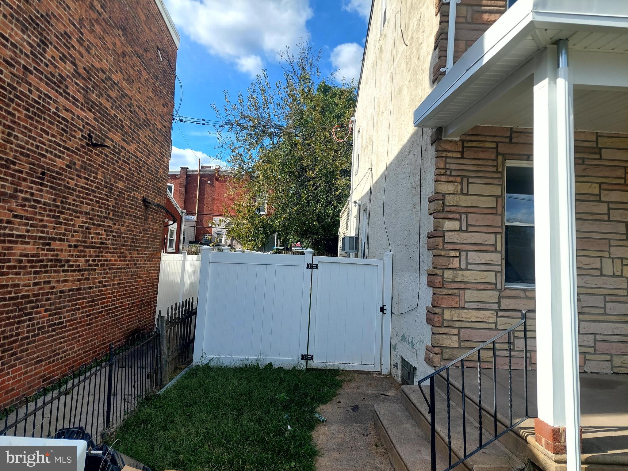 TACONY - Residential