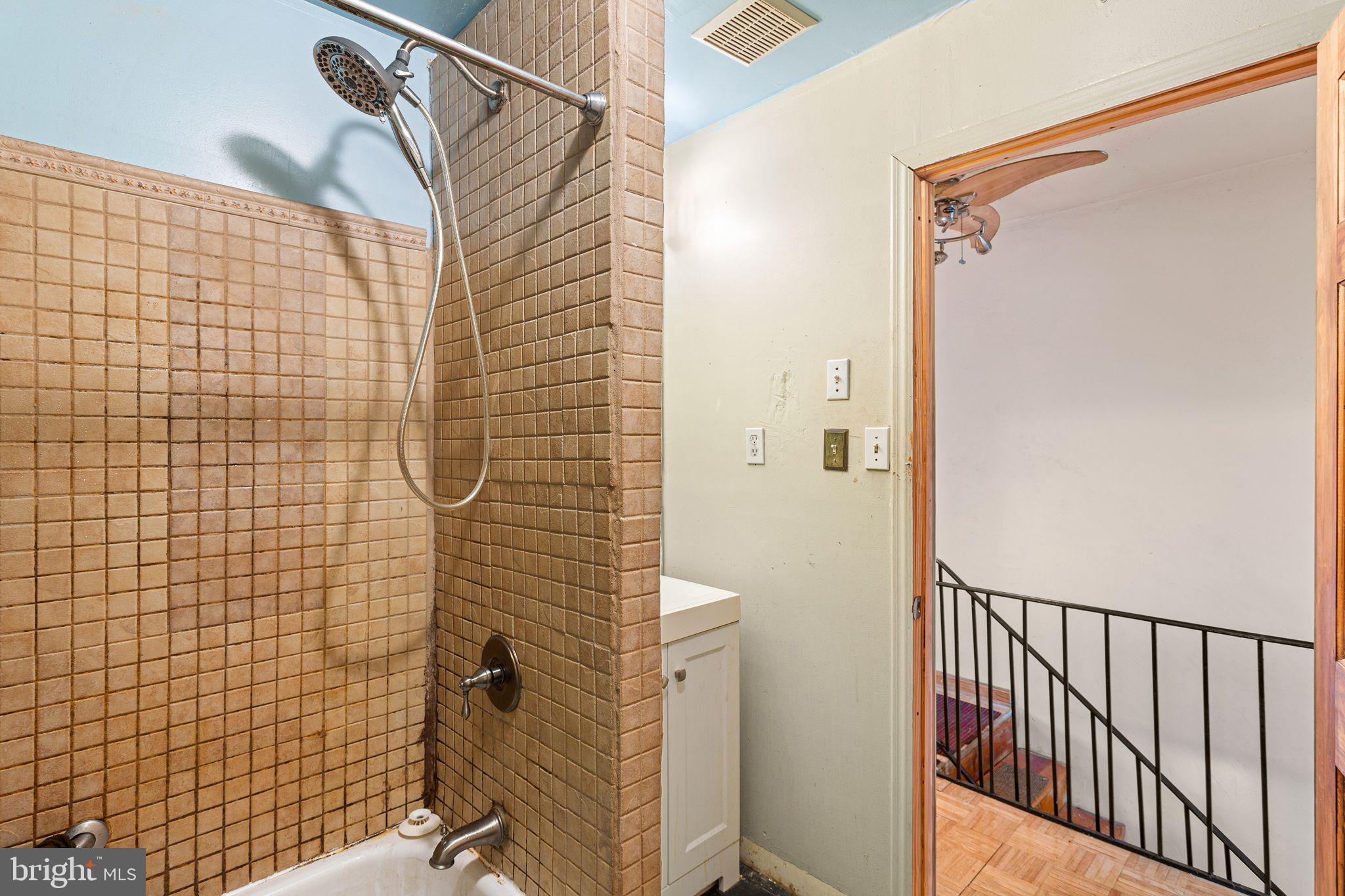 KINGSESSING - Residential