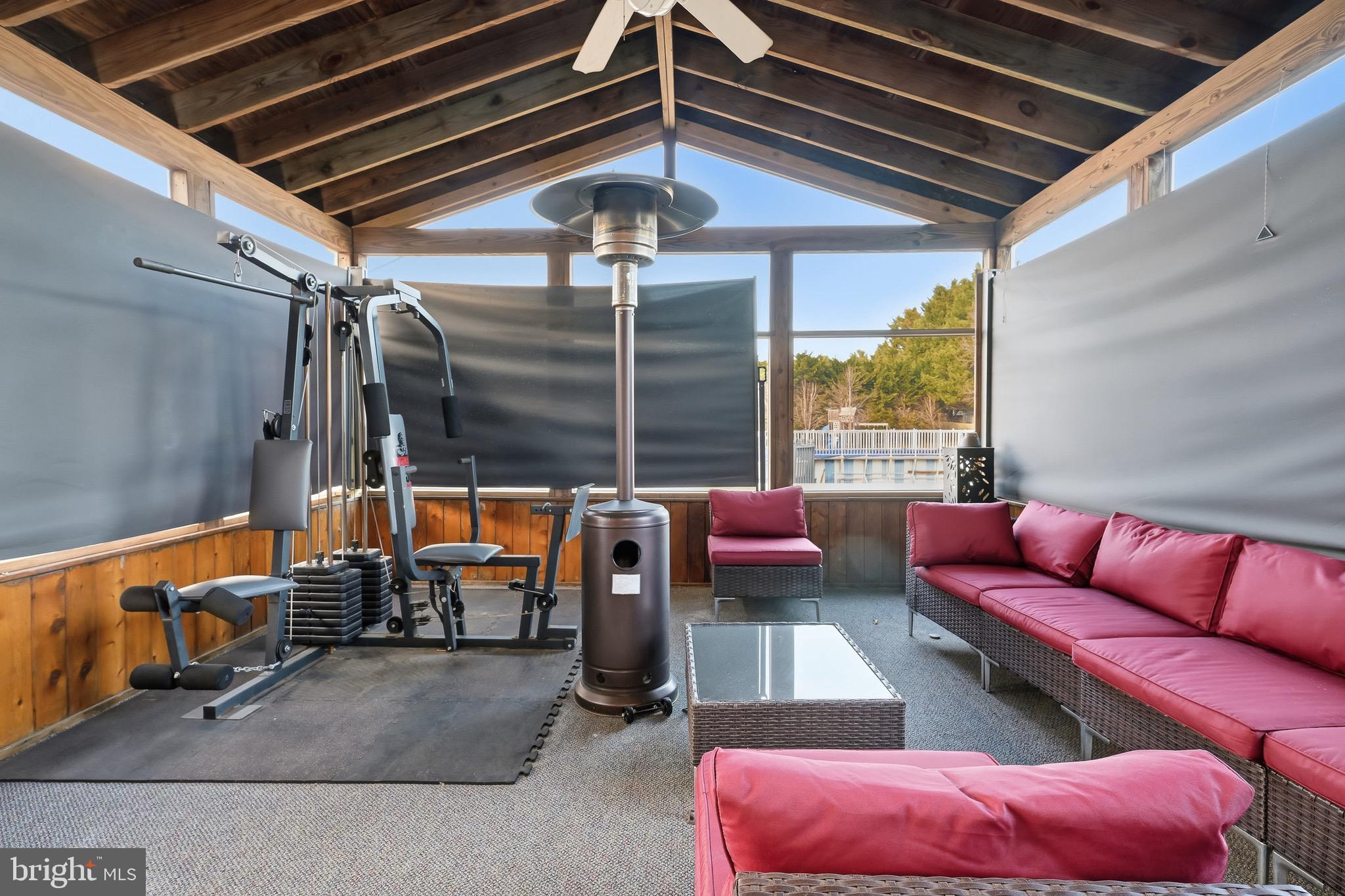 SALEM WOODS - Residential