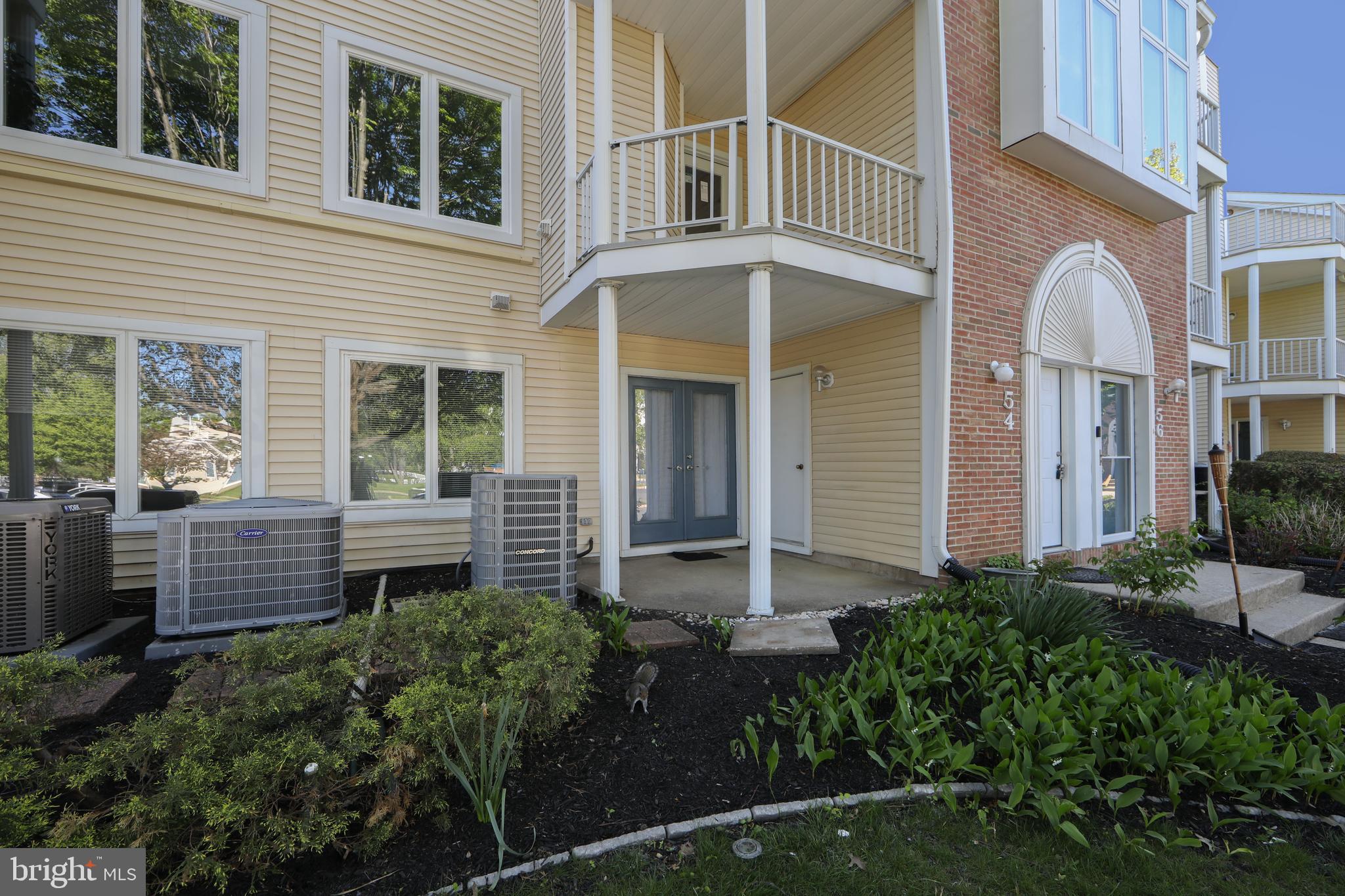 CRESTWOOD CONDO - Residential