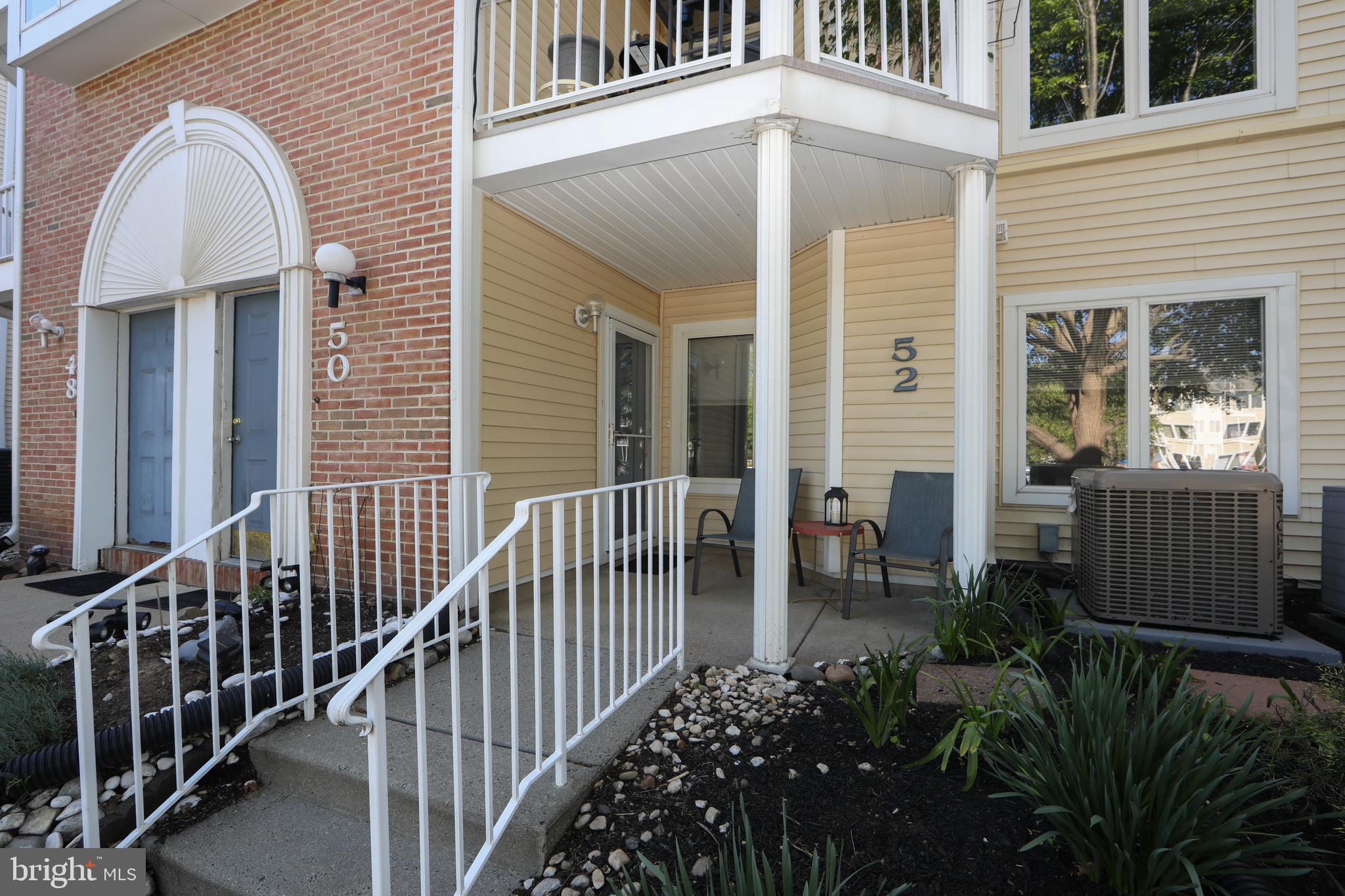 CRESTWOOD CONDO - Residential