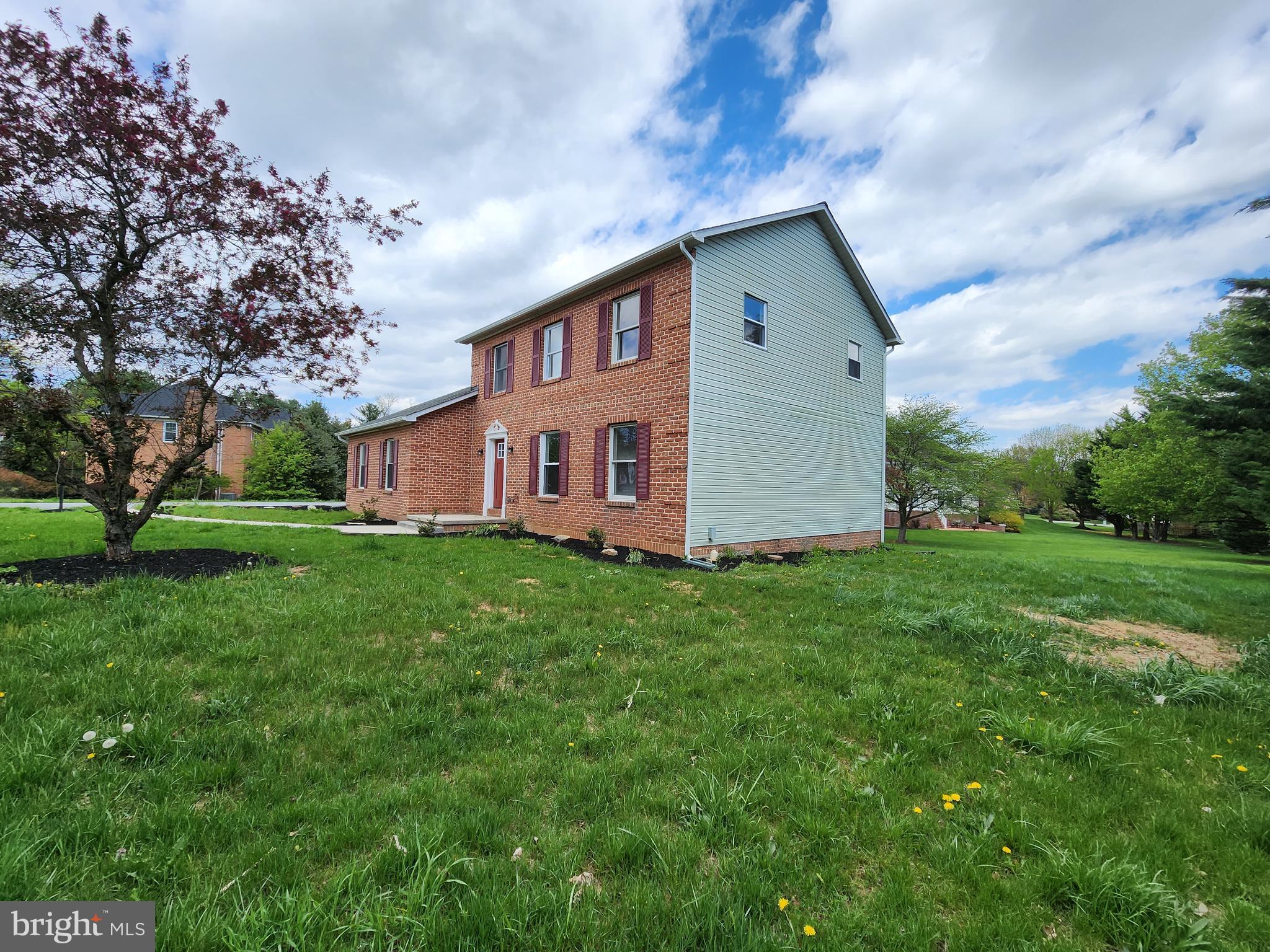 BRIGHTWOOD ACRES - Residential