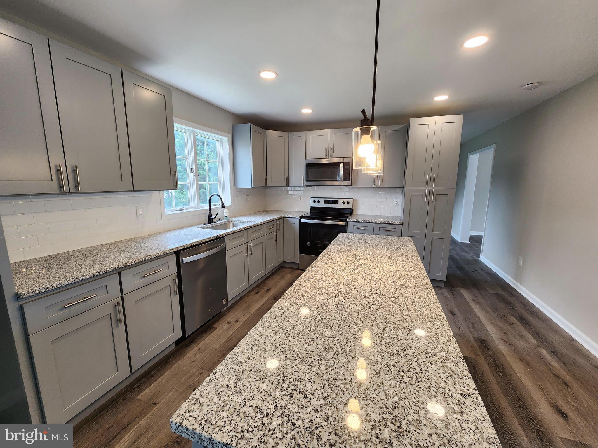 BRIGHTWOOD ACRES - Residential