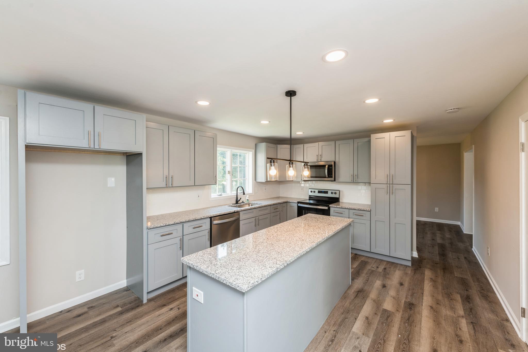 BRIGHTWOOD ACRES - Residential