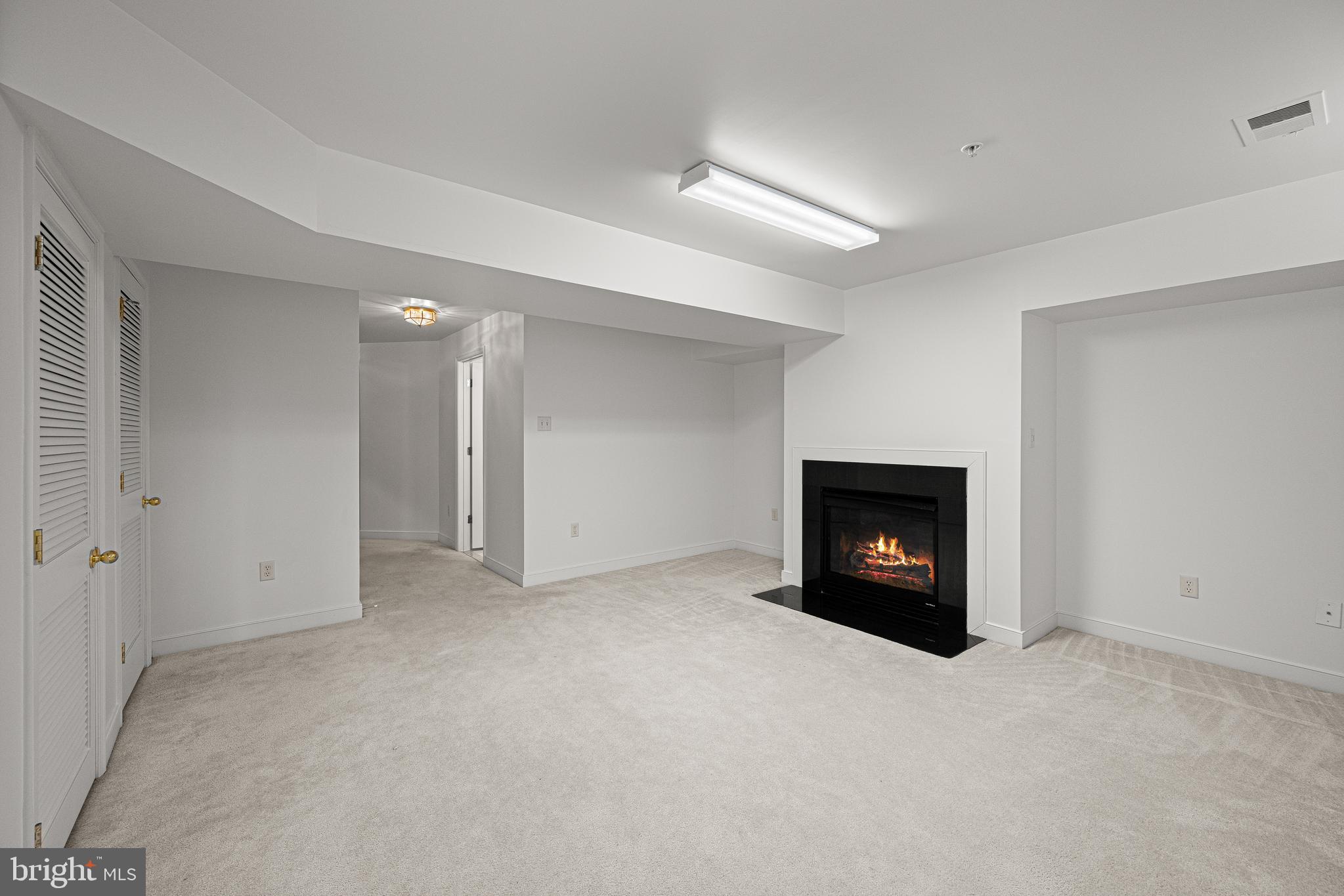 CATONSVILLE MEWS - Residential Lease