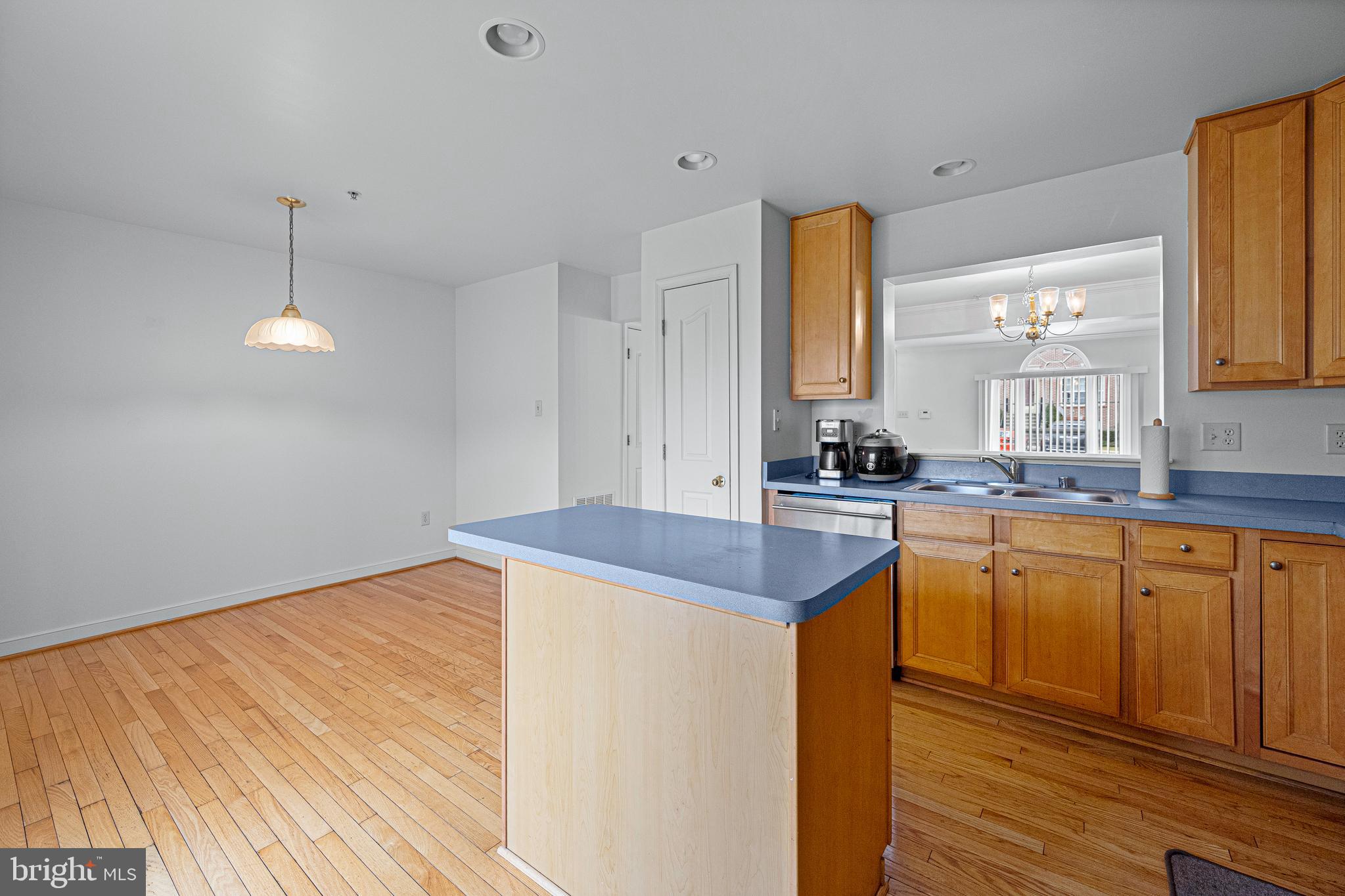 CATONSVILLE MEWS - Residential Lease