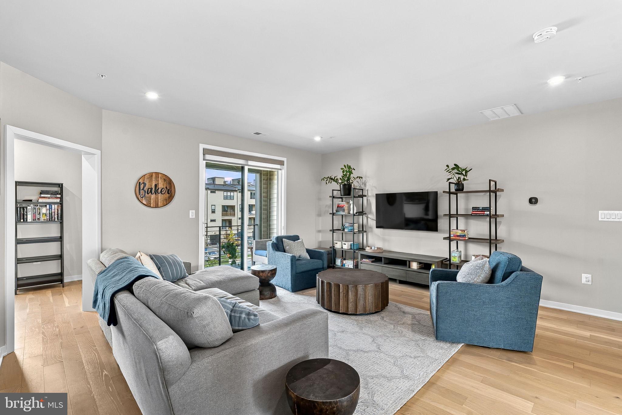 43548 CENTERGATE DRIVE