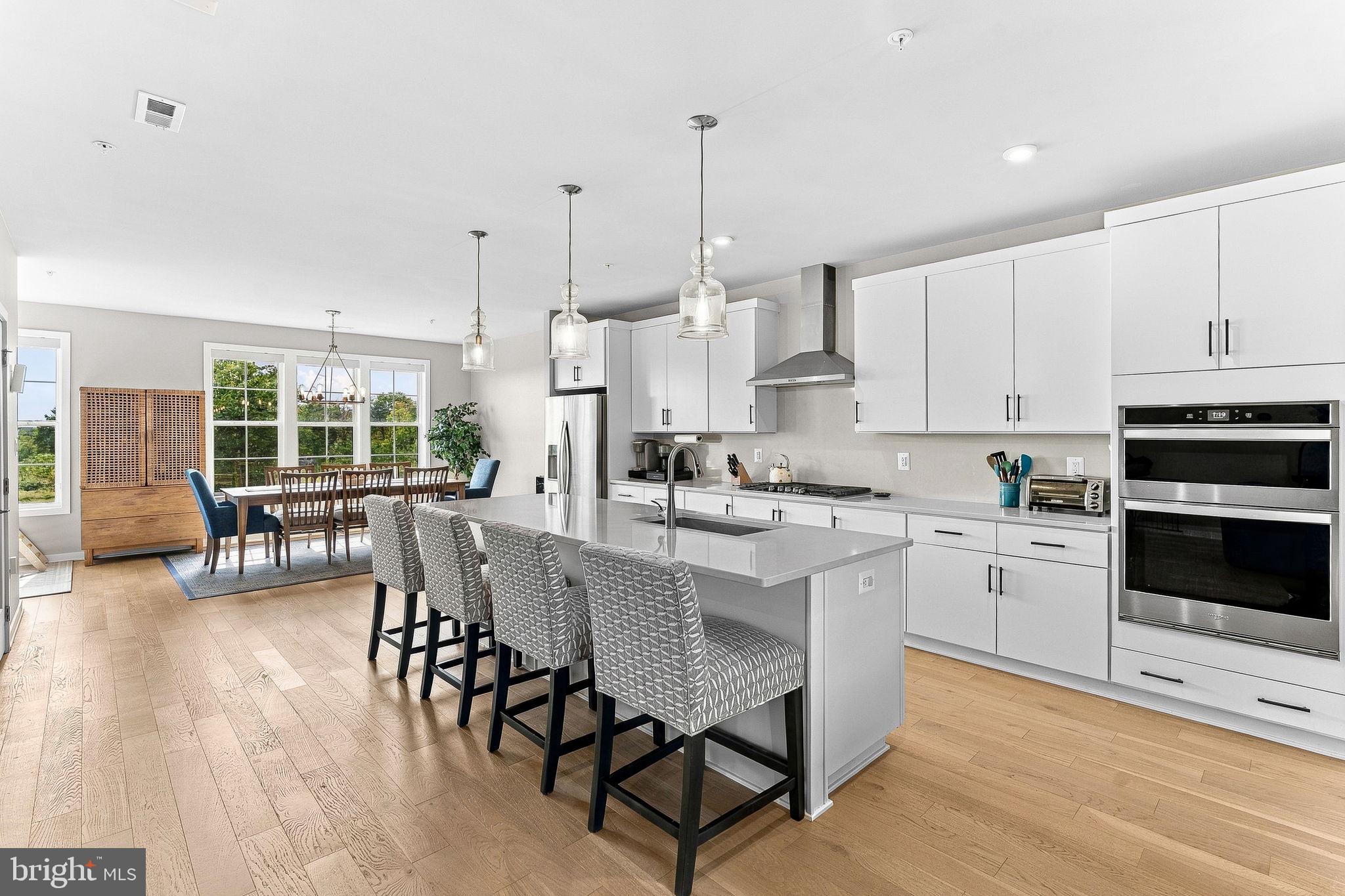 43548 CENTERGATE DRIVE