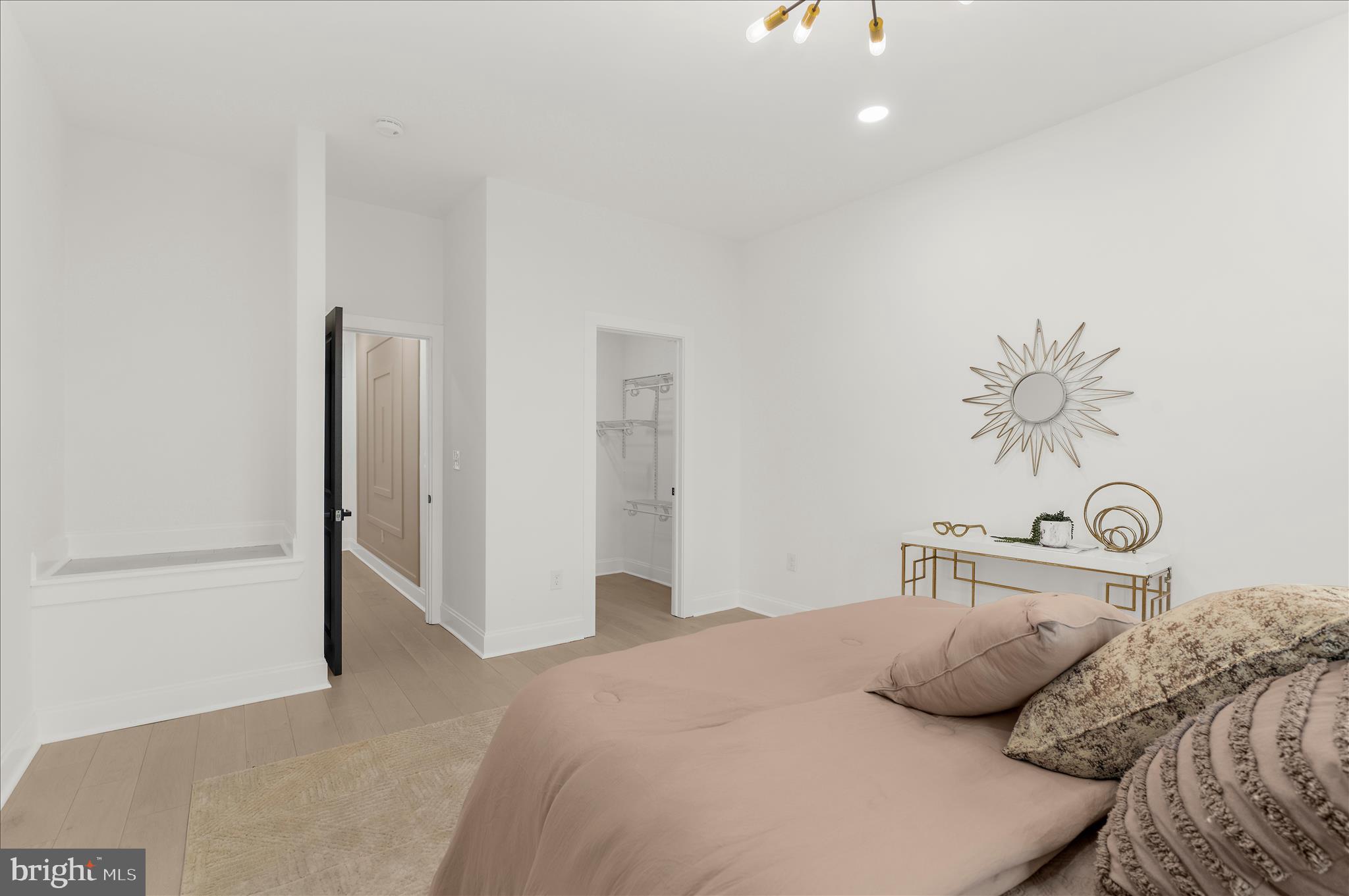 RESERVOIR HILL - Residential