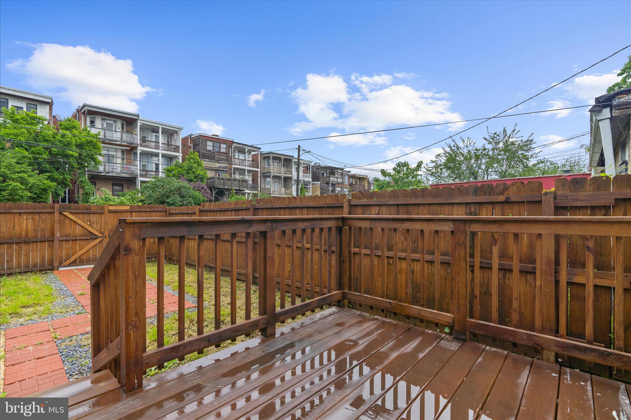 RESERVOIR HILL - Residential